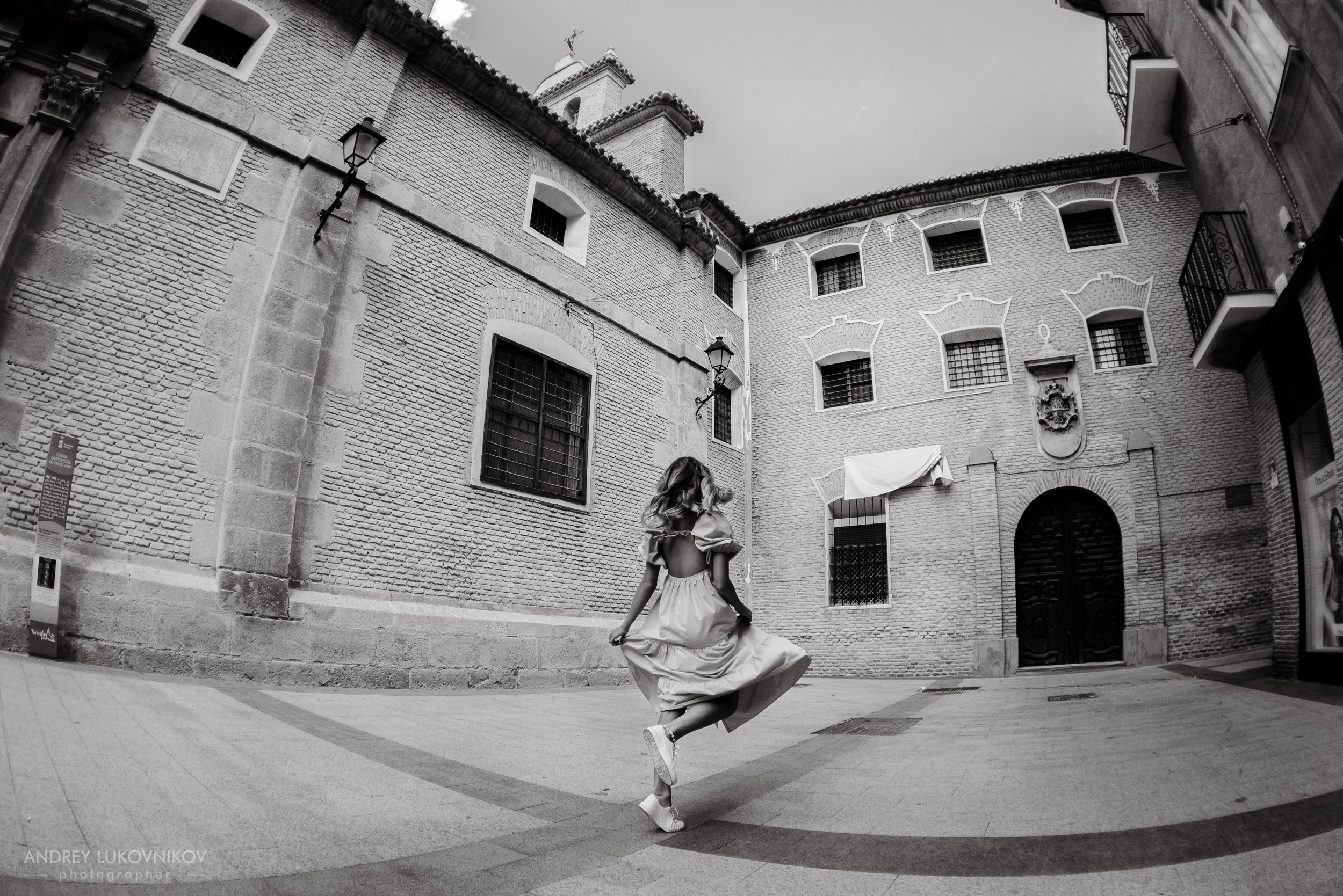 Фотопрогулка с молодой девушкой в Мурсии. Фотограф Испания