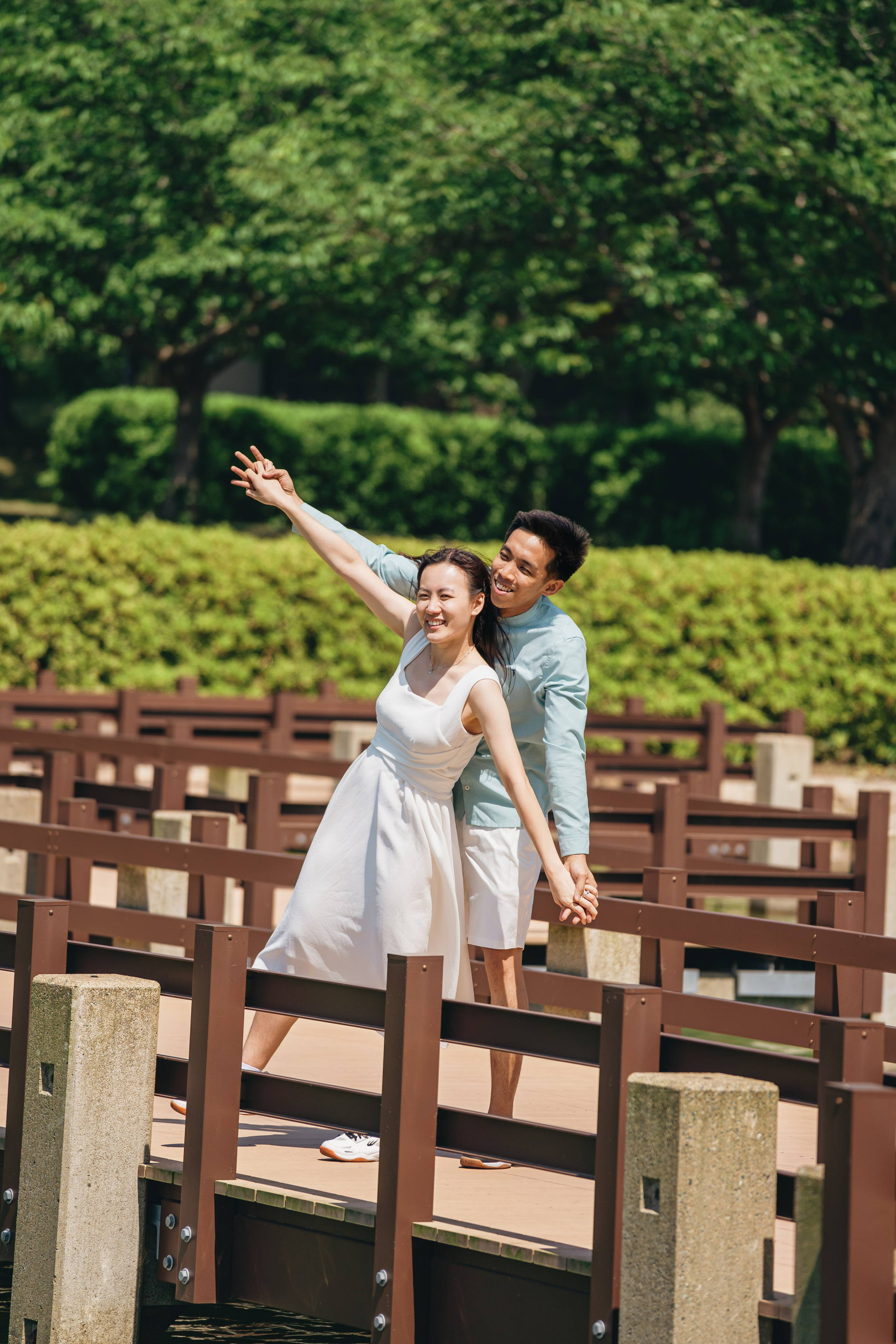 Fukuoka Couple Photoshoot: Roses, Totoro Forest & Sunset Love Story