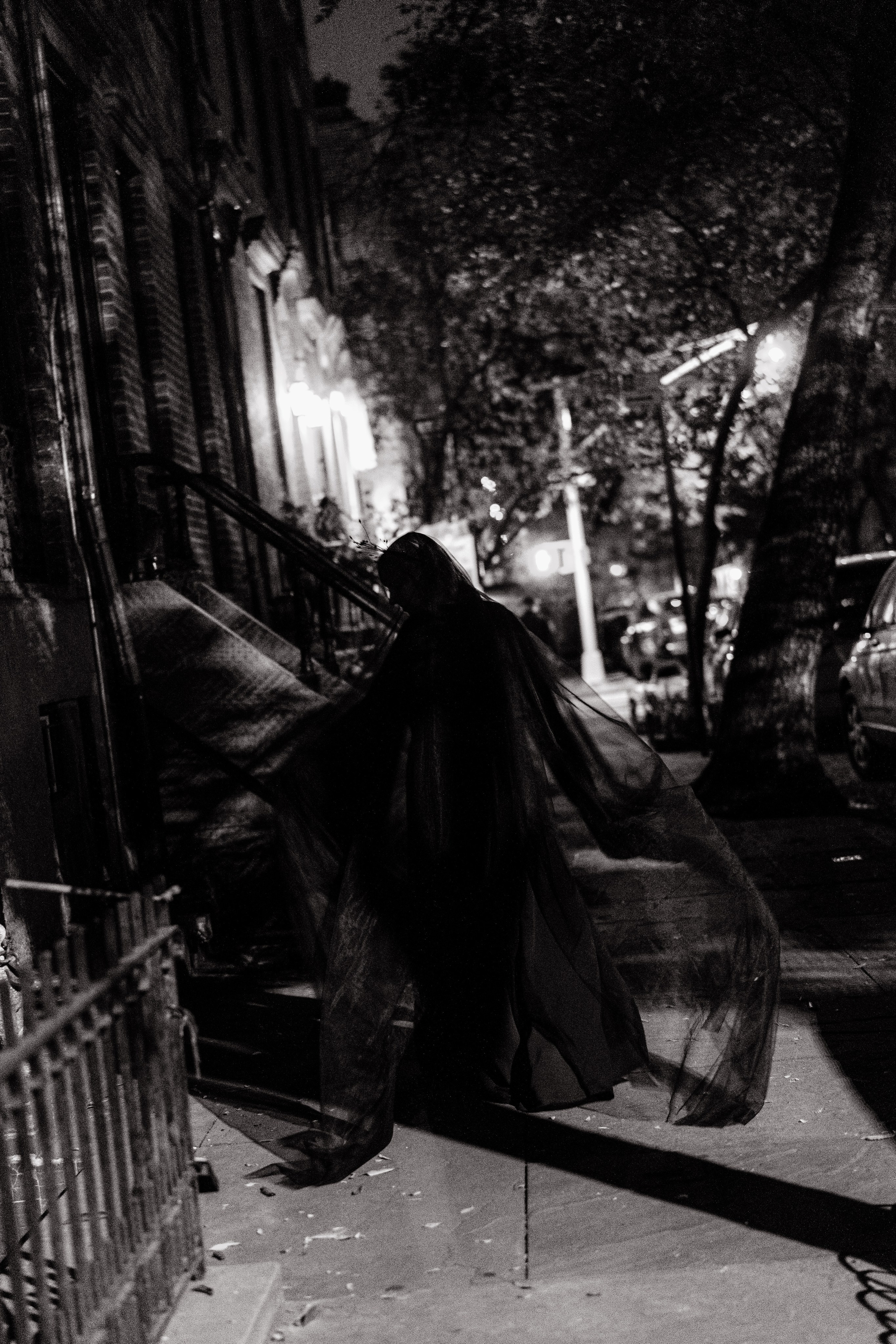 Halloween Photo Sessions NYC | Spooky & Stylish Photography 2025. Videographer and photographer in New York // MAKAROV.VIDEO