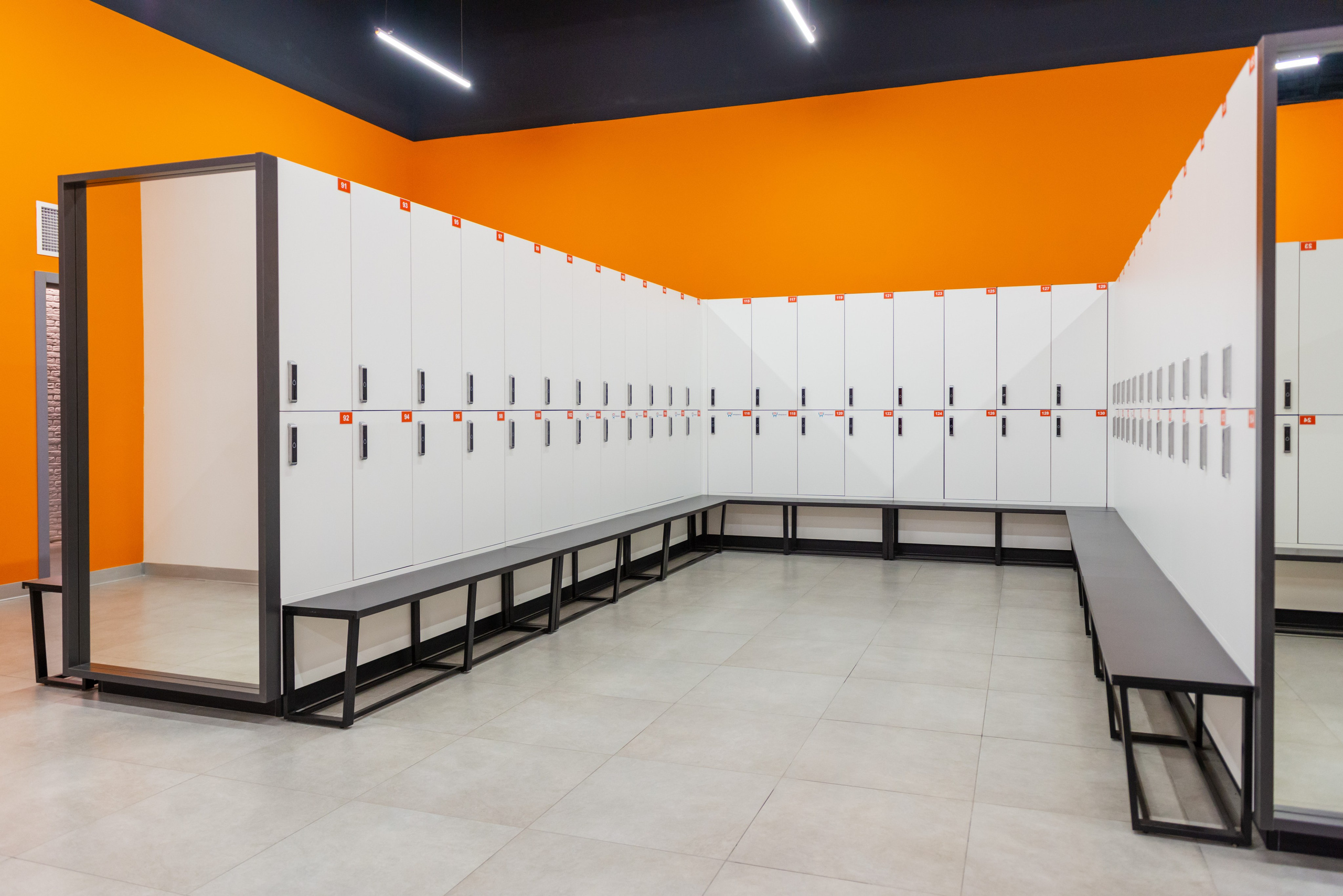 Фитнес-клуб DDX Fitness в ТЦ Июнь Мытищи. ФОТОГРАФ МЕКСИКА КИНТАНА-РОО