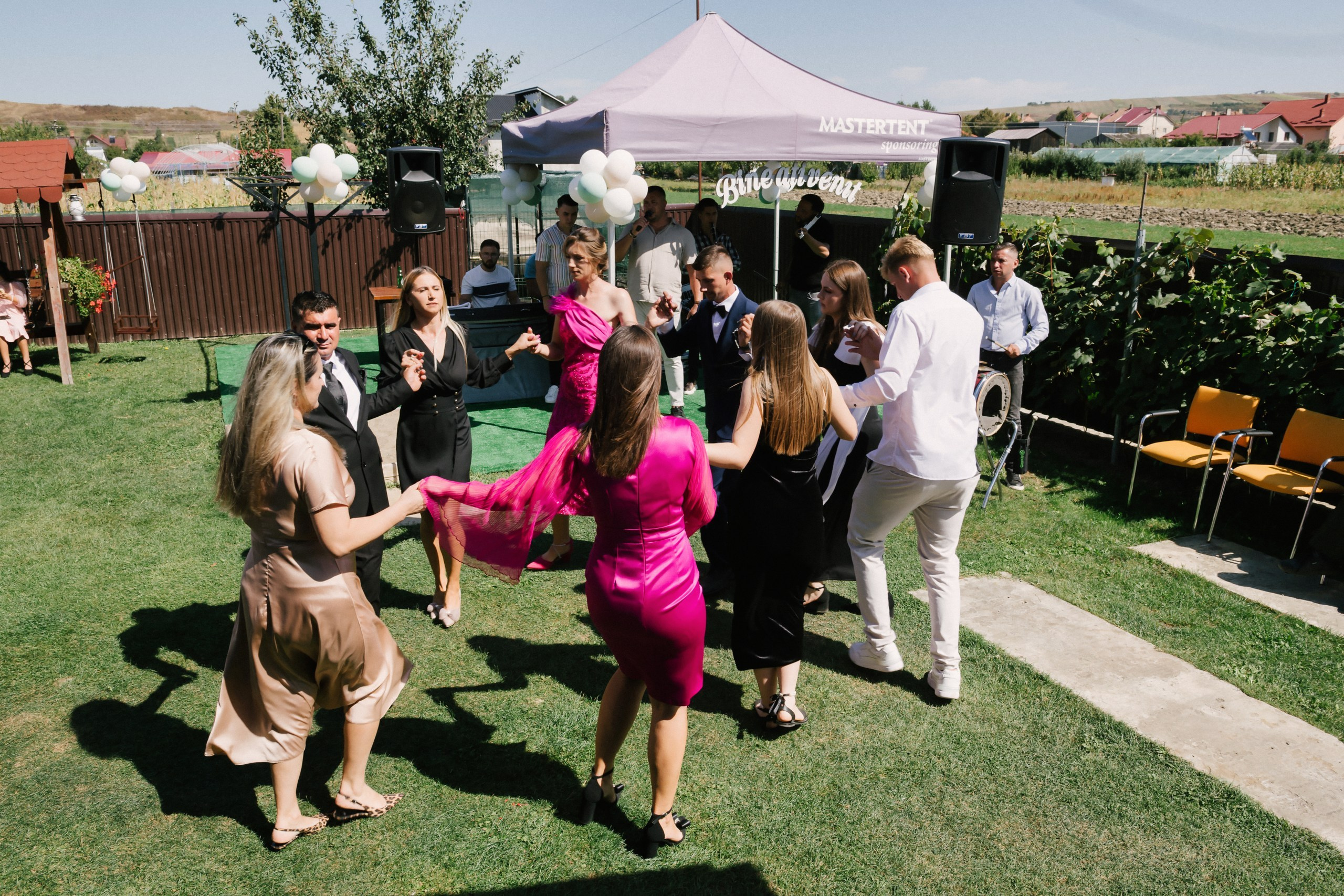 - nunta--fotograf-profesionist-botosani - fotografie-nunta-romantica - imagini-nunta-in-natura-alin-chirila-fotograf - fotografii-cuplu-indragostit-nunta-botosani - sedinta-foto-miri-andrei-iustina-alinofotostudio - amintiri-din-nunta-realizate-de-fotograf-profesionist - povestea-nuntii-andrei-si-iustina-in-imagini-alinofotostudio-fotograf evenimente- evenimente Botoșani -fotograf Suceava - fotograf Iași- servicii foto. servicii foto Botoșani. servicii foto video Botoșani. otograf-nunta-botosani-fotograf nunta. fotograf evenimente. fotograf nunta Botoșani. Alin chirila. Alin chirila fotograf. Alinofotostudio.- servicii foto. servicii foto Botoșani. servicii foto video Botoșani. fotograf nunta. fotograf evenimente. fotograf nunta Botoșani. Alin chirila. Alin chirila fotograf. Alinofotostudio.fotograf stare civilă,poze stare civilă,album foto stare civilă,servicii foto suceava,fotograf evenimente suceava,fotograf nuntă suceava,poze cununie civilă,ședință foto stare civilă,sesiune foto suceava,fotograf profesionist suceava,fotograf botosani,stare civila botosani,alinofotostudio,alin chirila fotograf.servicii foto. servicii foto Botoșani. servicii foto video Botoșani. fotograf nunta. fotograf evenimente. fotograf nunta Botoșani. Alin chirila. Alin chirila fotograf. Alinofotostudio.fotograf stare civilă,poze stare civilă,album foto stare civilă,servicii foto suceava,fotograf evenimente suceava,fotograf nuntă suceava,poze cununie civilă,ședință foto stare civilă,sesiune foto suceava,fotograf profesionist suceava,fotograf botosani,stare civila povestitor prin fotografiebotosani,alinofotostudio,alin chirila fotograf,servicii foto. servicii foto Botoșani. servicii foto video Botoșani. fotograf nunta. fotograf evenimente. fotograf nunta Botoșani. Alin chirila. Alin chirila fotograf. Alinofotostudio.fotograf stare civilă,poze stare civilă,album foto stare civilă,servicii foto suceava,fotograf evenimente suceava,fotograf nuntă suceava,poze cununie civilă,ședință foto stare civilă,sesiune foto suceava,fotograf profesionist suceava,fotograf botosani,stare civila botosani,alinofotostudio,alin chirila fotograf,cununie religioasă botoșani,andreea și neculai,capela militară botoșani,foto conacul zăicești,fotograf nuntă botoșani,fotograf cununie religioasă,foto evenimente botoșani,poze cununie capela militară,ședință foto zăicești,fotograf profesionist botoșaniMire și mireasă – Sergiu & Liliana – ziua nunții, 2024 - Emoții în ziua nunții – Sergiu și Liliana - Dansul mirilor – fotografie artistică nuntă 2024 - Sedinta foto romantică în natură – Sergiu & Liliana - Rochia de mireasă și detalii de nuntă elegan-Album de cununie civilă Florin și Anda – Fotografii profesionale realizate de Alin Chirilă în Botoșani -fotograf prin fotografie-Ședință foto Trash the Dress pe muntele Rarău cu Iulian și Iuliana – fotografie de cuplu, natură montană, emoție autentică surprinsă de Alin Chirilă, povestitor prin fotografie.- "Iulian și Iuliana pe crestele Rarăului – fotografie Trash the Dress în natură" - "Cuplu îmbrățișat la apus pe muntele Rarău – ședință foto după nuntă" - "Rochie de mireasă în vânt pe munte – Trash the Dress Rarău-1. Iulian și Iuliana pe muntele Rarău – ședință foto Trash the Dress în natură, cu peisaj montan spectaculos 2. Cuplu în îmbrățișare pe Rarău – emoție autentică surprinsă după nuntă 3. Rochie de mireasă în bătaia vântului – fotografie artistică Trash the Dress în munți 4. Mire și mireasă privind spre orizont – dragoste și libertate pe muntele Rarău 5. Iuliana zâmbind în rochia de mireasă – portret în natură, Trash the Dress 6. Iulian ținându-și mireasa de mână – ședință foto romantică pe munte 7. Detaliu cu rochia pe stâncă – estetică naturală Trash the Dress Rarău 8. Cuplu în mers pe poteca Rarăului – fotografie simbolică de după nuntă 9. Apus de soare pe Rarău în spatele mirilor – imagine de poveste Trash the Dress 10. Iulian și Iuliana râzând împreună – momente autentice surprinse de Alin Chirilă, povestitor prin fotografie-fotograf-nunta-cerbu-botosan trash-the-dress-botosani Alin Chirilă Fotograf – fotograf de nuntă Botoșani-fotograf nuntă Botoșani-fotograf nuntă Cerbu Botoșani-fotograf profesionist nuntă Botoșani-fotografie de nuntă Botoșani-fotograf evenimente Botoșani-fotograf nuntă Moldova-fotograf trash the dress Botoșani - fotograf pregătirea mirilor Botoșani -fotograf ceremonie religioasă nuntă-fotograf petrecere nuntă Botoșani- fotograf nuntă Botoșani pregătirea mirelui- pregătirea mirelui fotografie nuntă Cerbu Botoșani-fotograf nuntă Botoșani pregătirea miresei -mireasă pregătiri nuntă Cerbu Botoșani-fotograf nuntă Botoșani nașii mirilor-ceremonie religioasă nuntă Cerbu Botoșani-fotograf nuntă Botoșani ceremonie religioasă biserică-petrecere nuntă Cerbu Botoșani invitați dans-fotograf nuntă Botoșani petrecere restaurant-ședință foto trash the dress-fotograf trash the dress Botoșani ședință foto după nuntă-Fotograf nuntă Botoșani – galerie foto reală de la evenimente