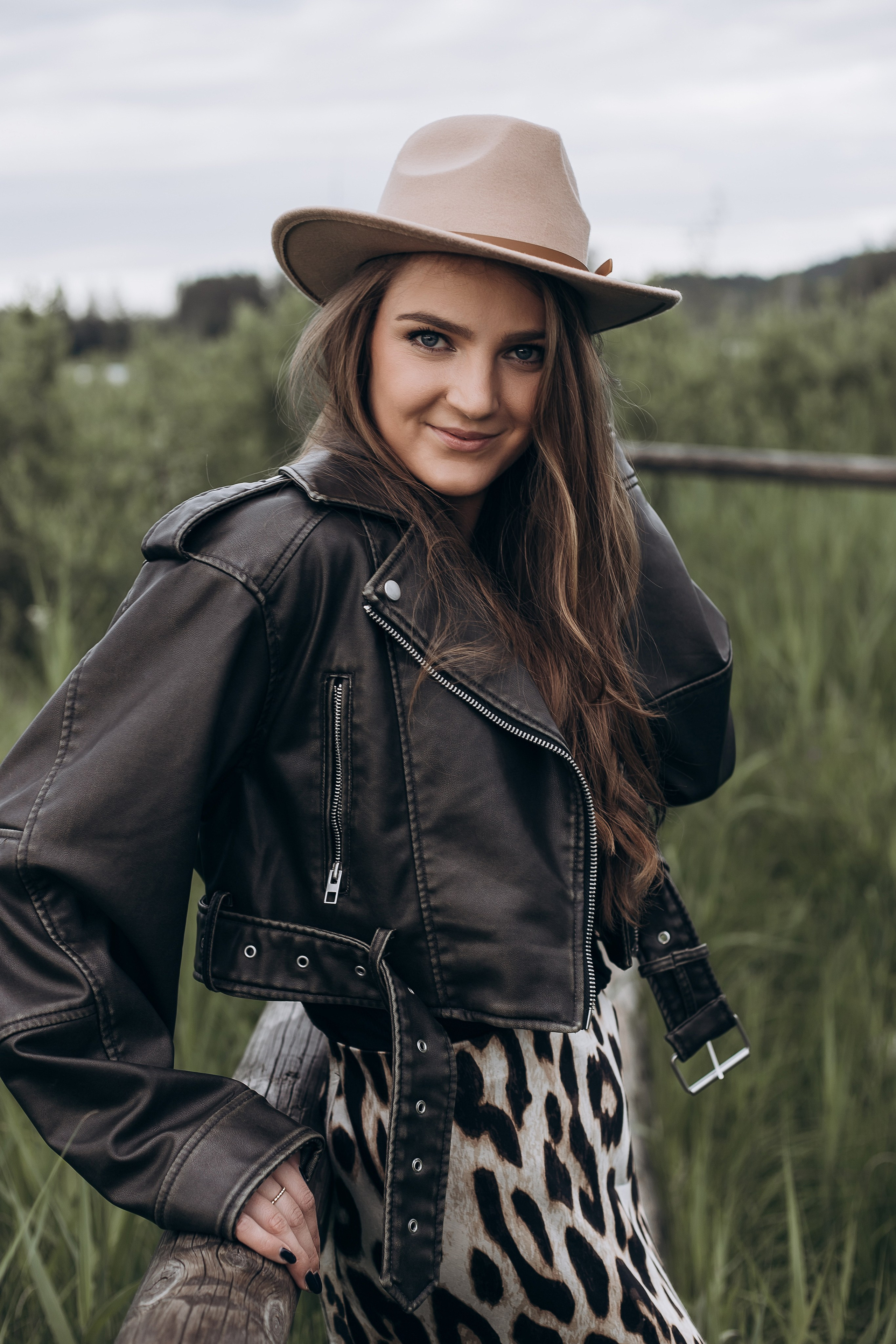 Porträt. Fotografin Larysa Chepurko| Füssen| Garmisch-Partenkirchen| Weilheim| Schongau| Murnau| München | Hochzeitsfotograf Füssen | Larysa Photo