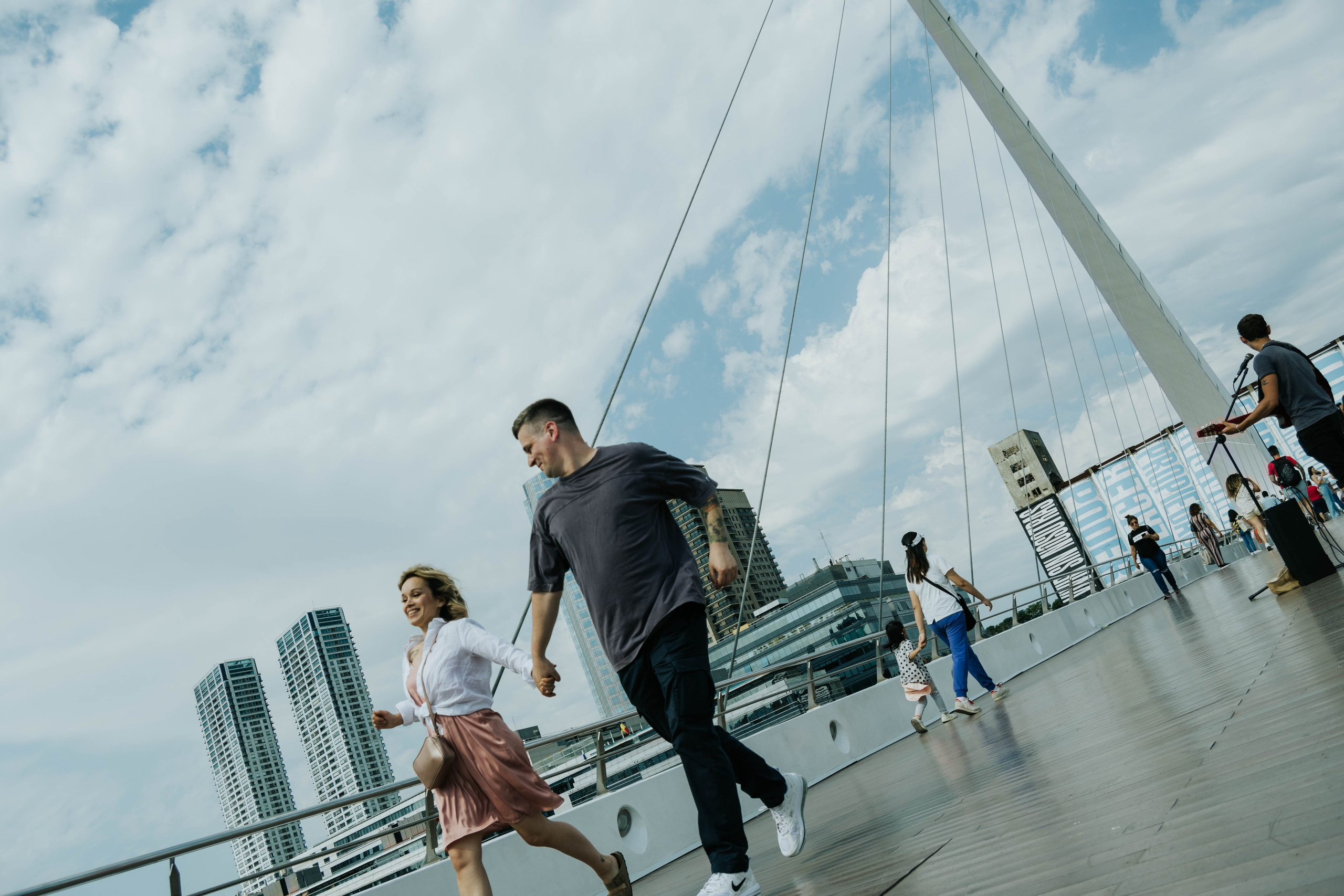 Te amo. Photographer @elmirkami in the city of Buenos Aires