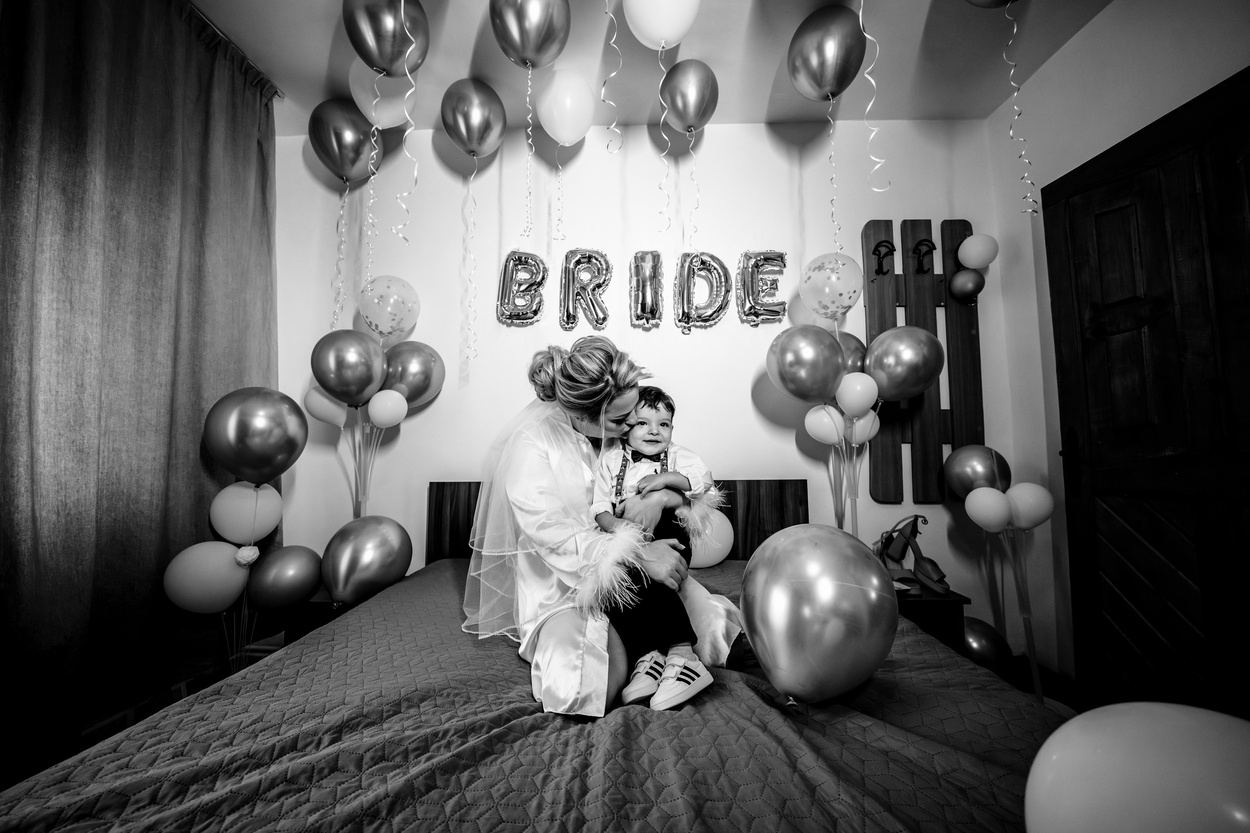 Laura & Bogdan. Acasă