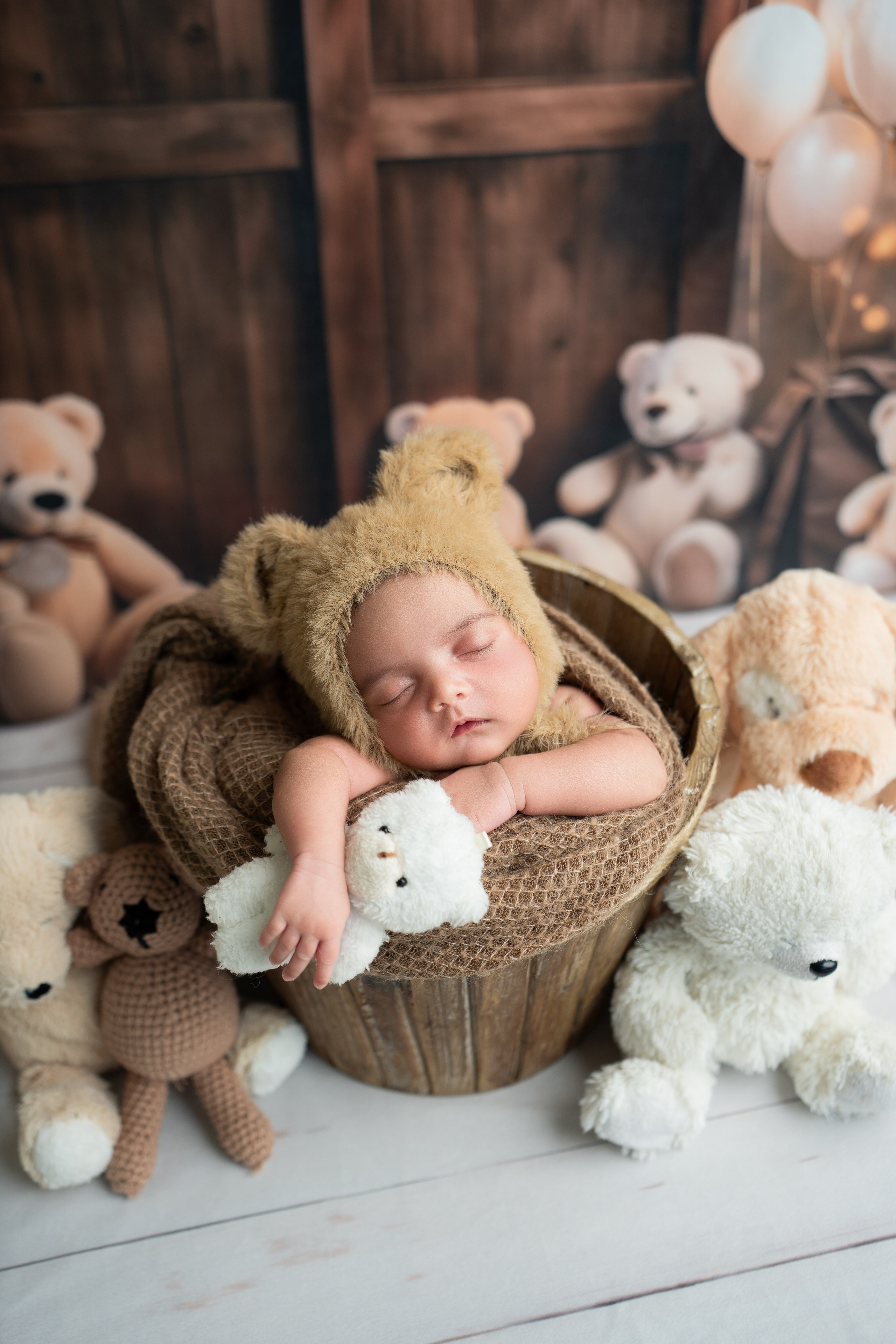 Posed Newborn. Maternity, family and newborn photography in San Francisco Bay Area