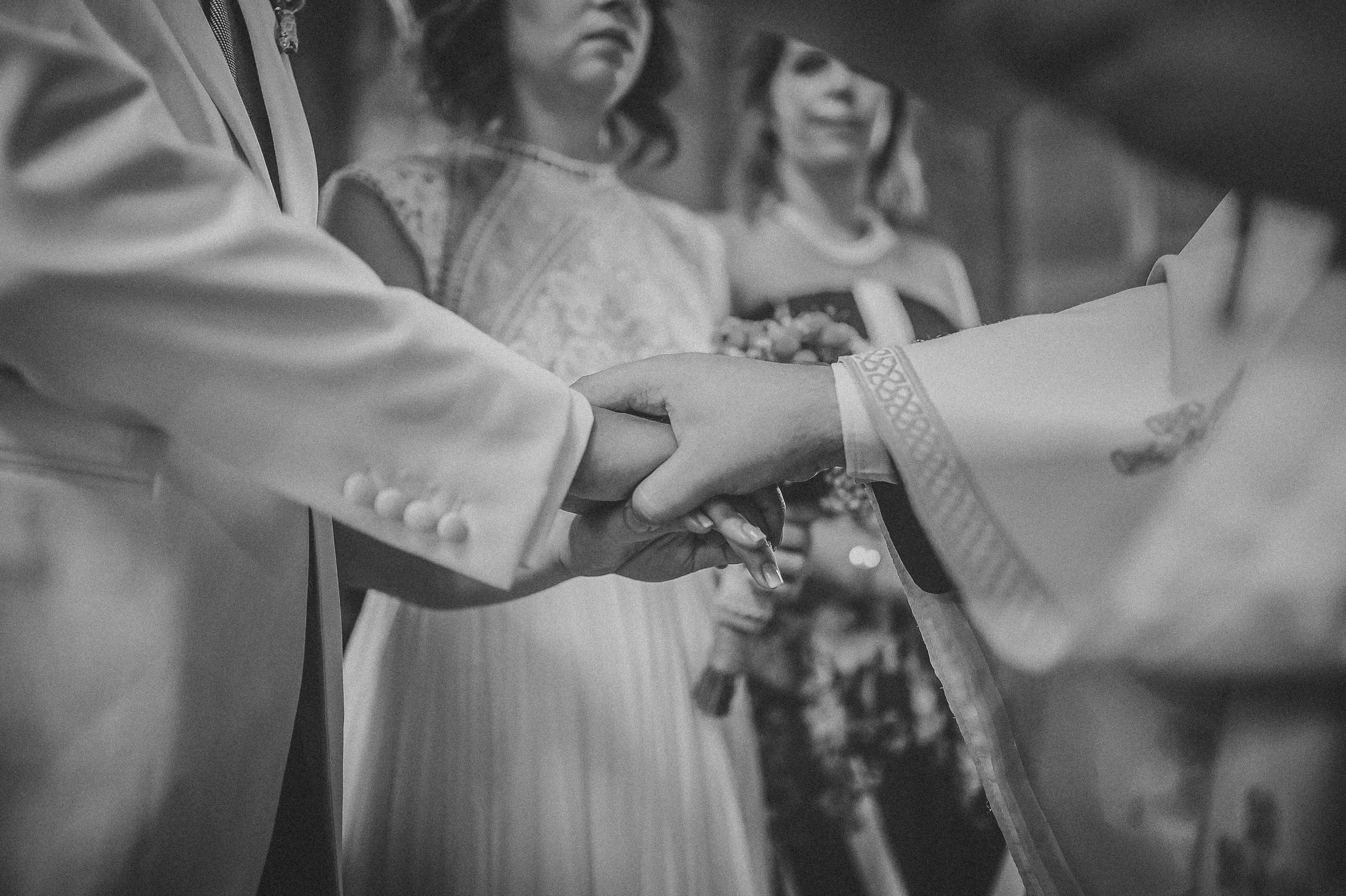 Alina și Ionuț | Fotografii Alb-Negru în Alba Iulia | Alex Vasilie. Alex Vasilie | Fotograf de Nuntă, Botez și Portret | Cluj-Napoca