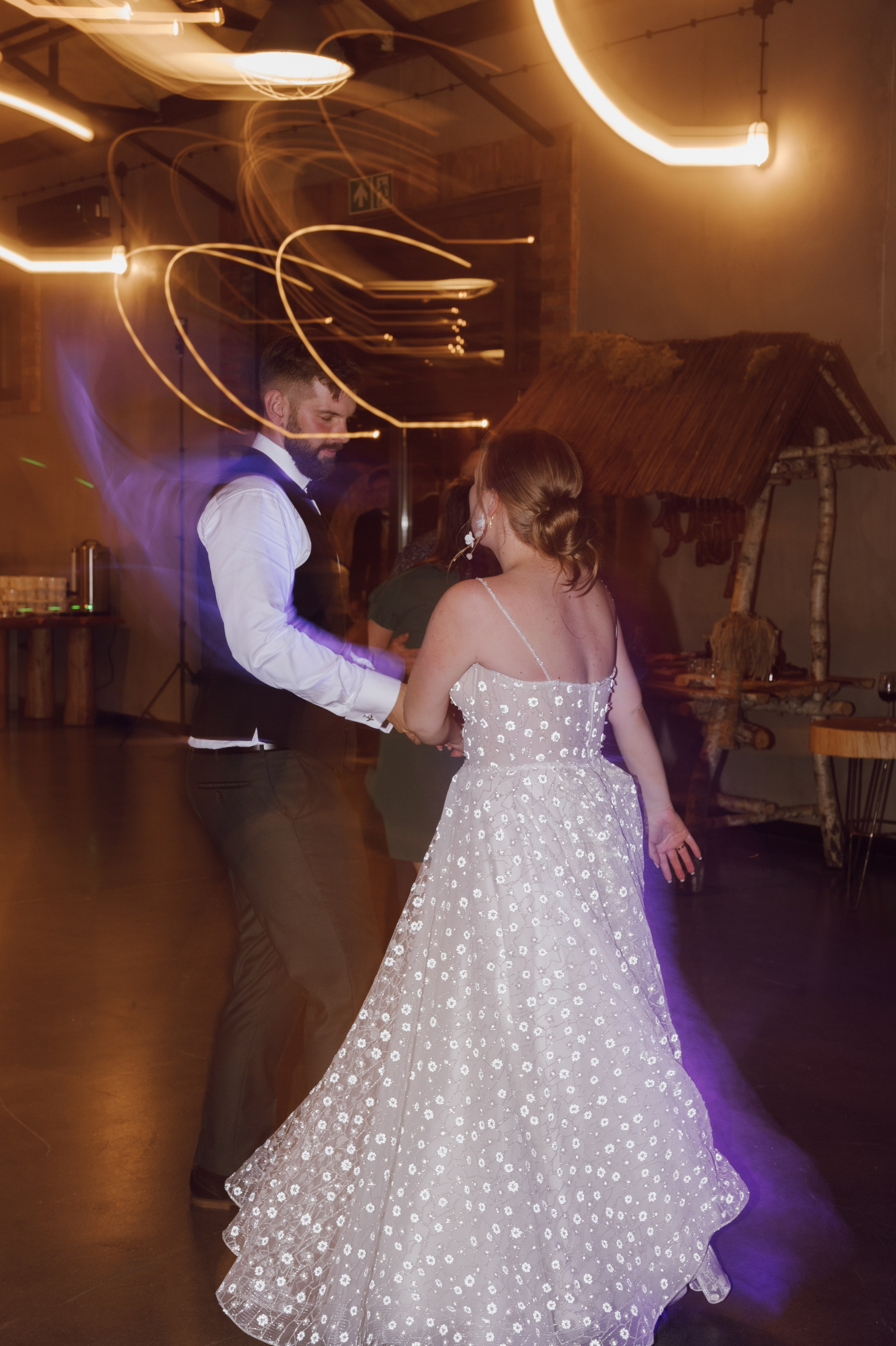 Kasia & Kuba | Wesele w stodole Owczarnia. Ślubny fotograf Poznań | Oliwia Makara