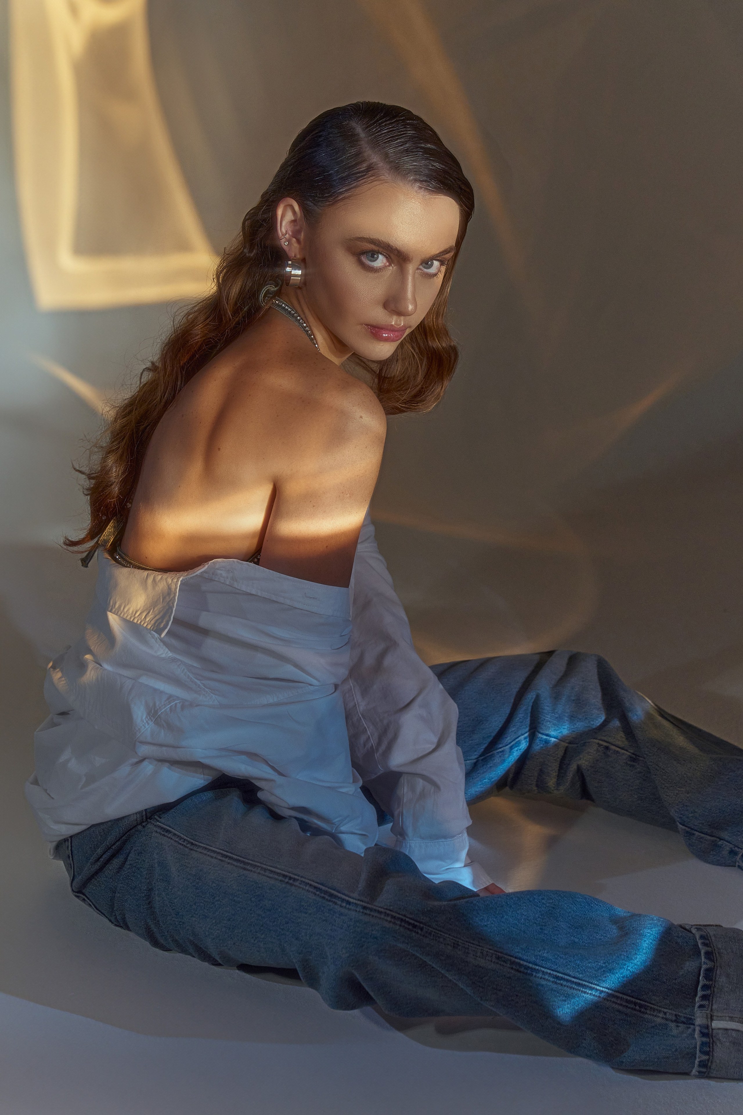 Photographer. Photo studio Aesthetic Space. Rental studio from 1 hour