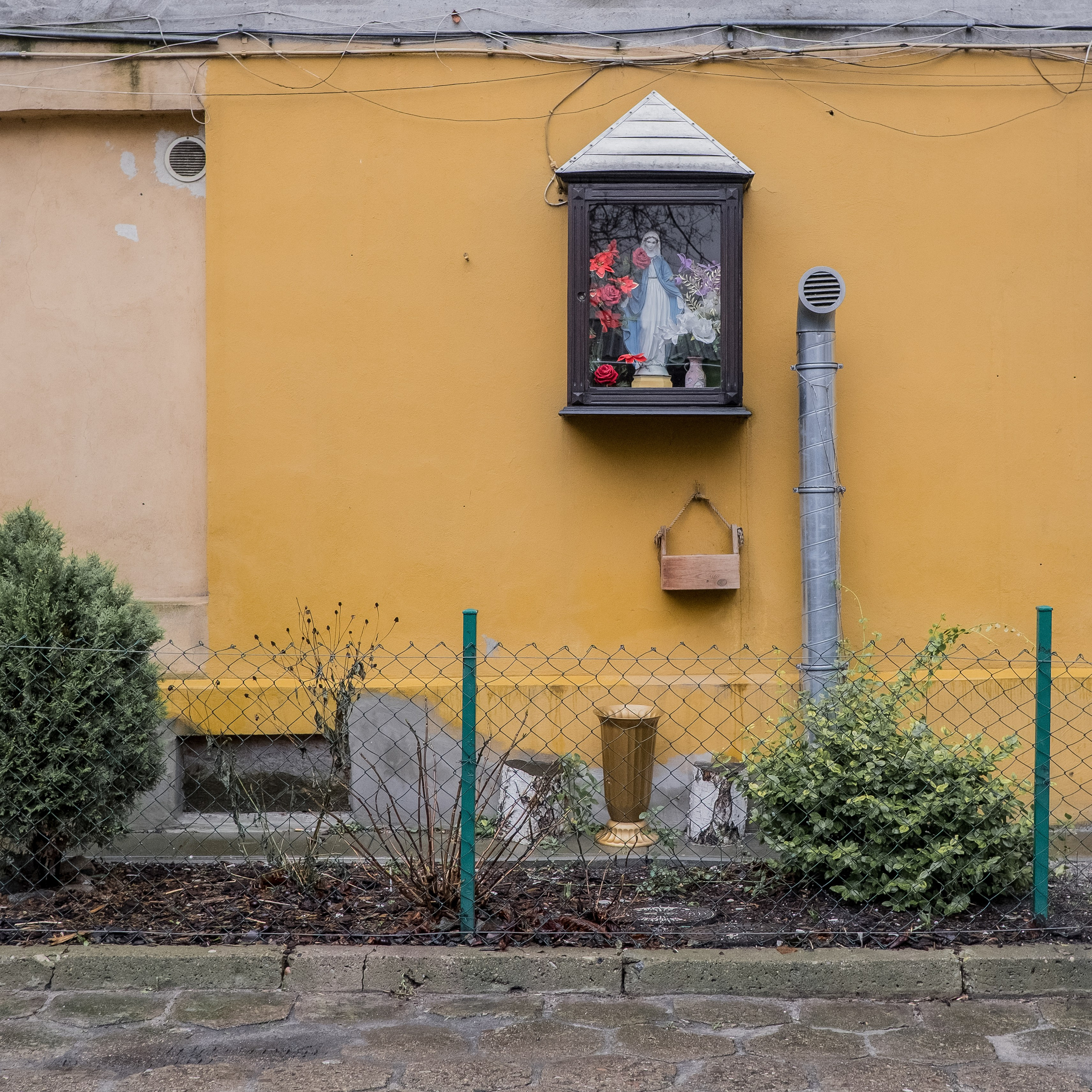 Kapliczki Warszawskie. Photographer Anastasiya Dubrovina