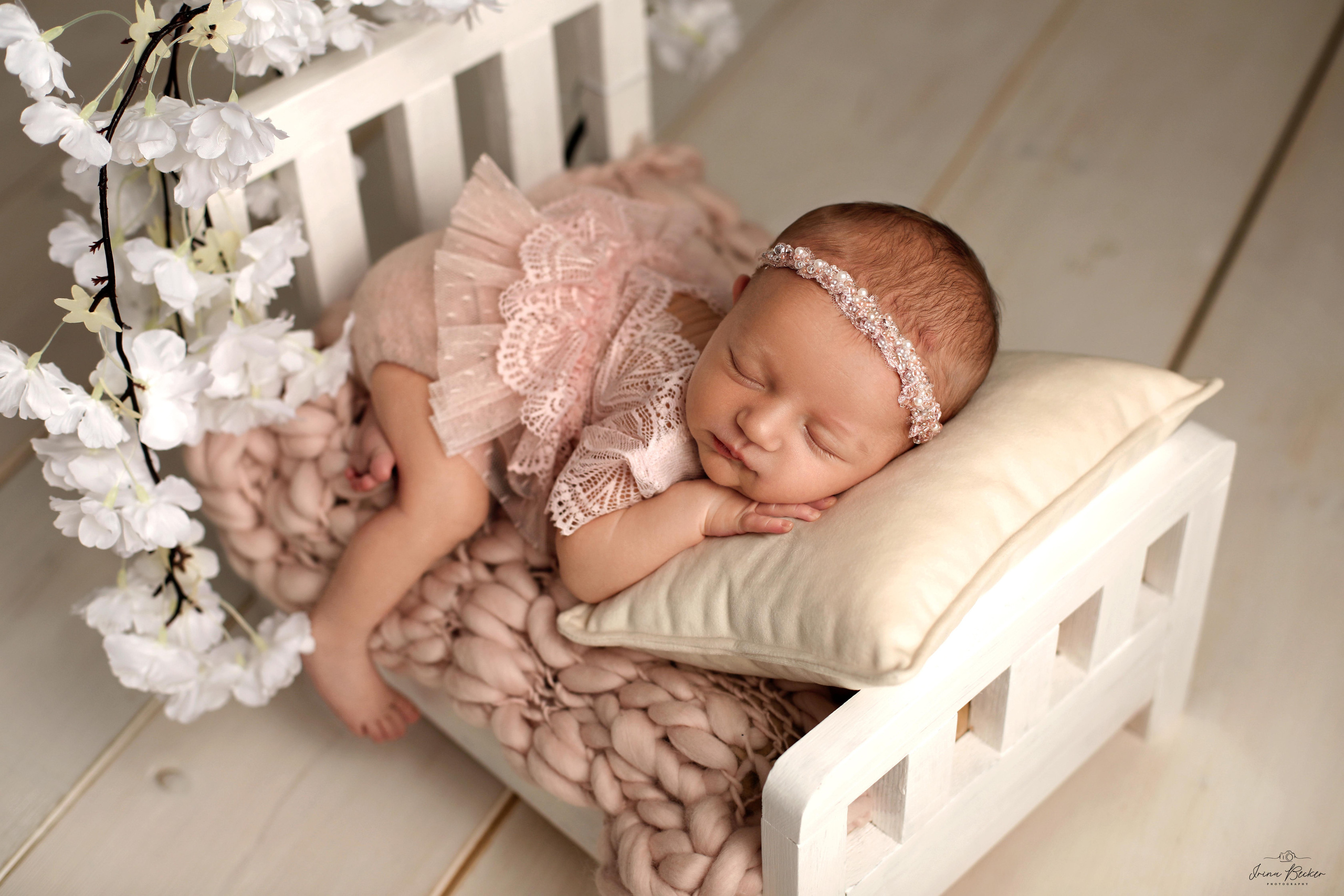 Babyfotograf Ulm, Babyfotograf Neu-Ulm, Babyfotograf Münsingen, Babyfotograf Metzingen, Babyfotograf Göppingen, Babyfotograf Tübingen, Babyfotograf Memmingen, Babyfotograf Reutlingen, Babyfotograf Stuttgart, Babyfotograf Günzburg, Babyfotograf Biberach an der Riss, Babyfotograf Alb-Donau-Kreis, Babyfotograf Bad Saulgau, Babyfotograf Bad Waldsee, Babyfotograf Ehingen, neugeborenenfotografie Ulm, neugeborenenfotografie Neu-Ulm, neugeborenenfotografie Stuttgart, neugeborenenfotografie Metzingen, neugeborenenfotografie Münsingen, neugeborenenfotografie Bad Saulgau, neugeborenenfotografie Bad Waldsee, neugeborenenfotografie Ehingen, neugeborenenfotografie Langenau, neugeborenenfotografie Ravensburg, neugeborenenfotografie Sigmaringen, Fograf Ulm, Fotograf Ehingen, Fotograf Bad Waldsee, Fotograf Friedrichshafen, Baby Ulm, Entbindung Ulm, babyfotograf Erbach, Babyfotograf Blabeuren, Babyfotograf Biberach