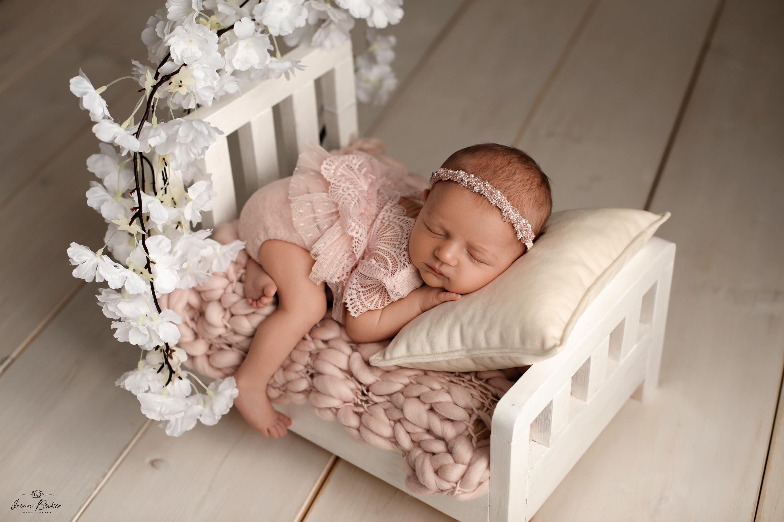 Babyfotograf Ulm, Babyfotograf Neu-Ulm, Babyfotograf Münsingen, Babyfotograf Metzingen, Babyfotograf Göppingen, Babyfotograf Tübingen, Babyfotograf Memmingen, Babyfotograf Reutlingen, Babyfotograf Stuttgart, Babyfotograf Günzburg, Babyfotograf Biberach an der Riss, Babyfotograf Alb-Donau-Kreis, Babyfotograf Bad Saulgau, Babyfotograf Bad Waldsee, Babyfotograf Ehingen, neugeborenenfotografie Ulm, neugeborenenfotografie Neu-Ulm, neugeborenenfotografie Stuttgart, neugeborenenfotografie Metzingen, neugeborenenfotografie Münsingen, neugeborenenfotografie Bad Saulgau, neugeborenenfotografie Bad Waldsee, neugeborenenfotografie Ehingen, neugeborenenfotografie Langenau, neugeborenenfotografie Ravensburg, neugeborenenfotografie Sigmaringen, Fograf Ulm, Fotograf Ehingen, Fotograf Bad Waldsee, Fotograf Friedrichshafen, Baby Ulm, Entbindung Ulm, babyfotograf Erbach, Babyfotograf Blabeuren, Babyfotograf Biberach