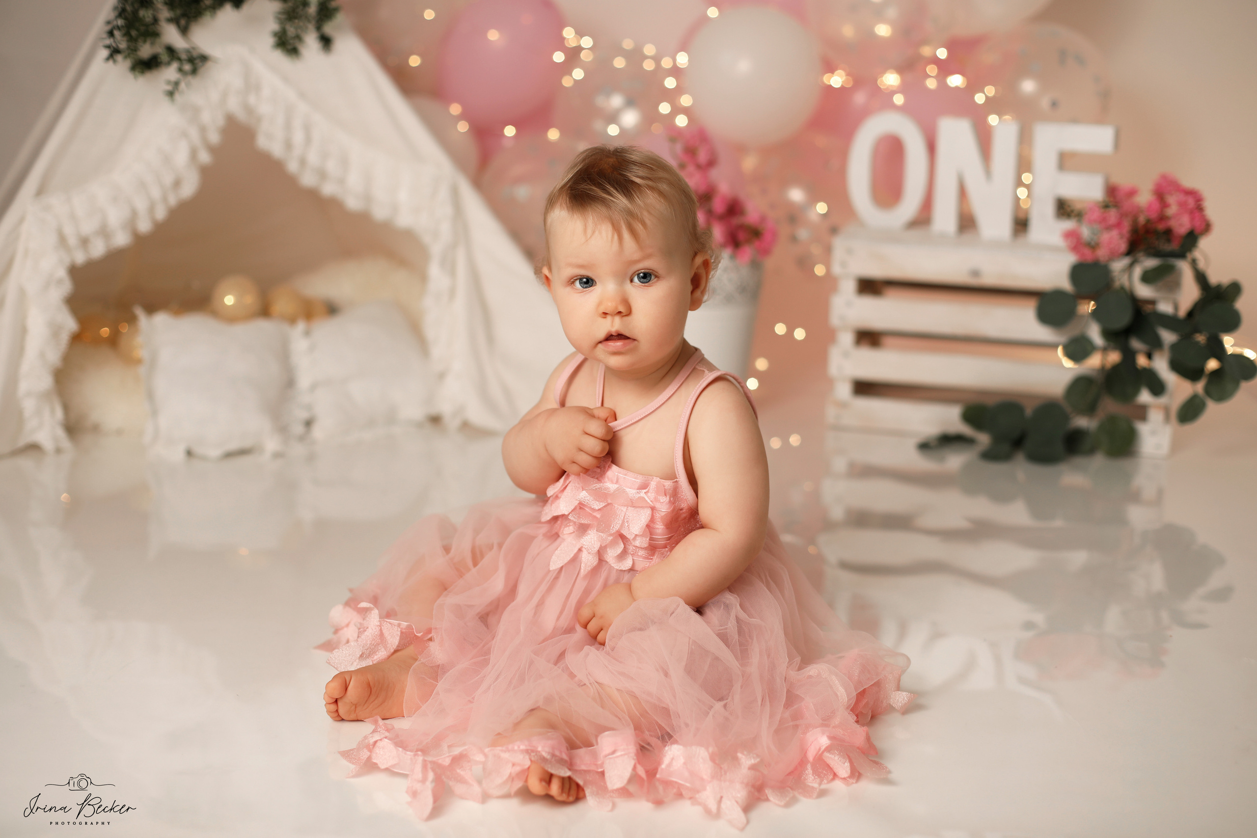 Cake-Smash Ulm, Cake-Smash Stuttgart, Cake-Smash Metzingen, Cake-Smash, Neu-Ulm, Cake-Smash Göppingen,  Erste Torte, Erste Geburtstag, Baby Shooting, Babyfotografie Ulm, Geburtstags Torte, 1 jähr shooting, Erste Torte Ulm, Erste Torte Stuttgart, Erste Torte Metzingen, Erste Torte Neu-Ulm, Babyfotografie Neu-Ulm, Babyfotografie Stuttgart, Babyfotografie Reutlingen, Babyfotografie Memmingen, Babyfotografie Günzburg, Babyfotografie Ravensburg, Babyfotografie Bodensee, Babyfotografie Tübingen, Babyfotografie Sigmaringen, Kindergeburstag Ulm,