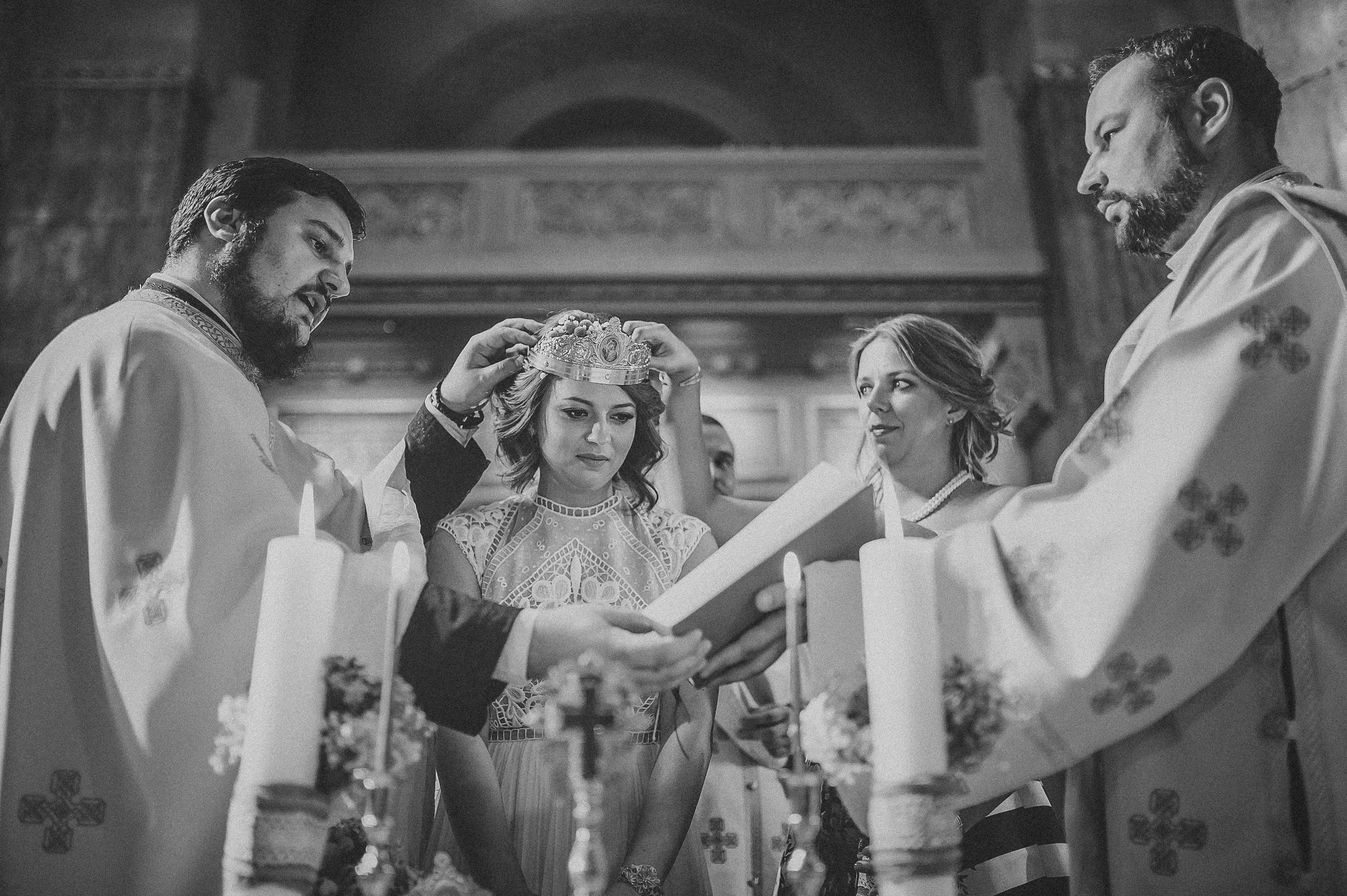 Alina și Ionuț | Fotografii Alb-Negru în Alba Iulia | Alex Vasilie. Alex Vasilie | Fotograf de Nuntă, Botez și Portret | Cluj-Napoca