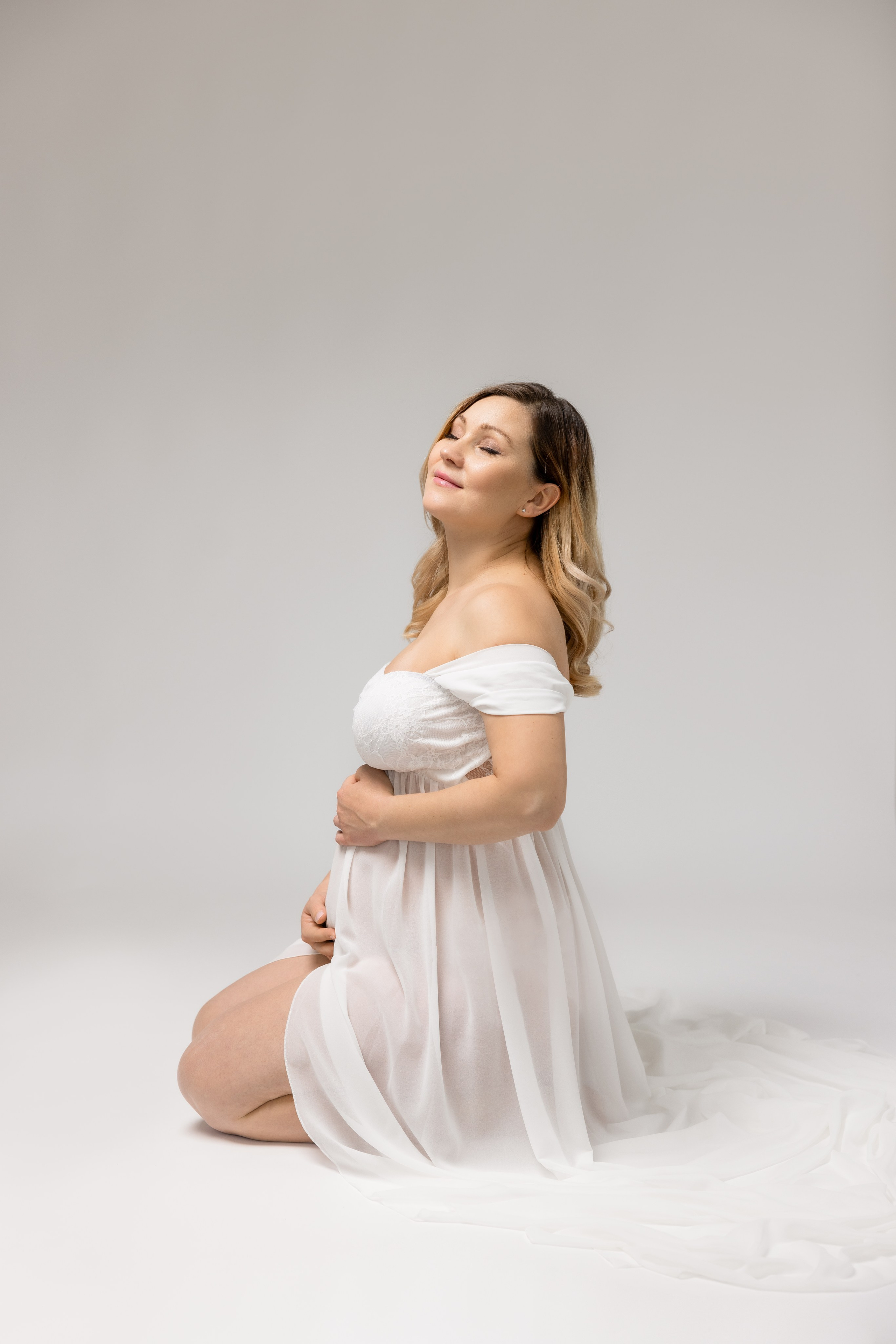 Babybauchshooting. Neugeborenenfotografie Pforzheim Katharina Jozic