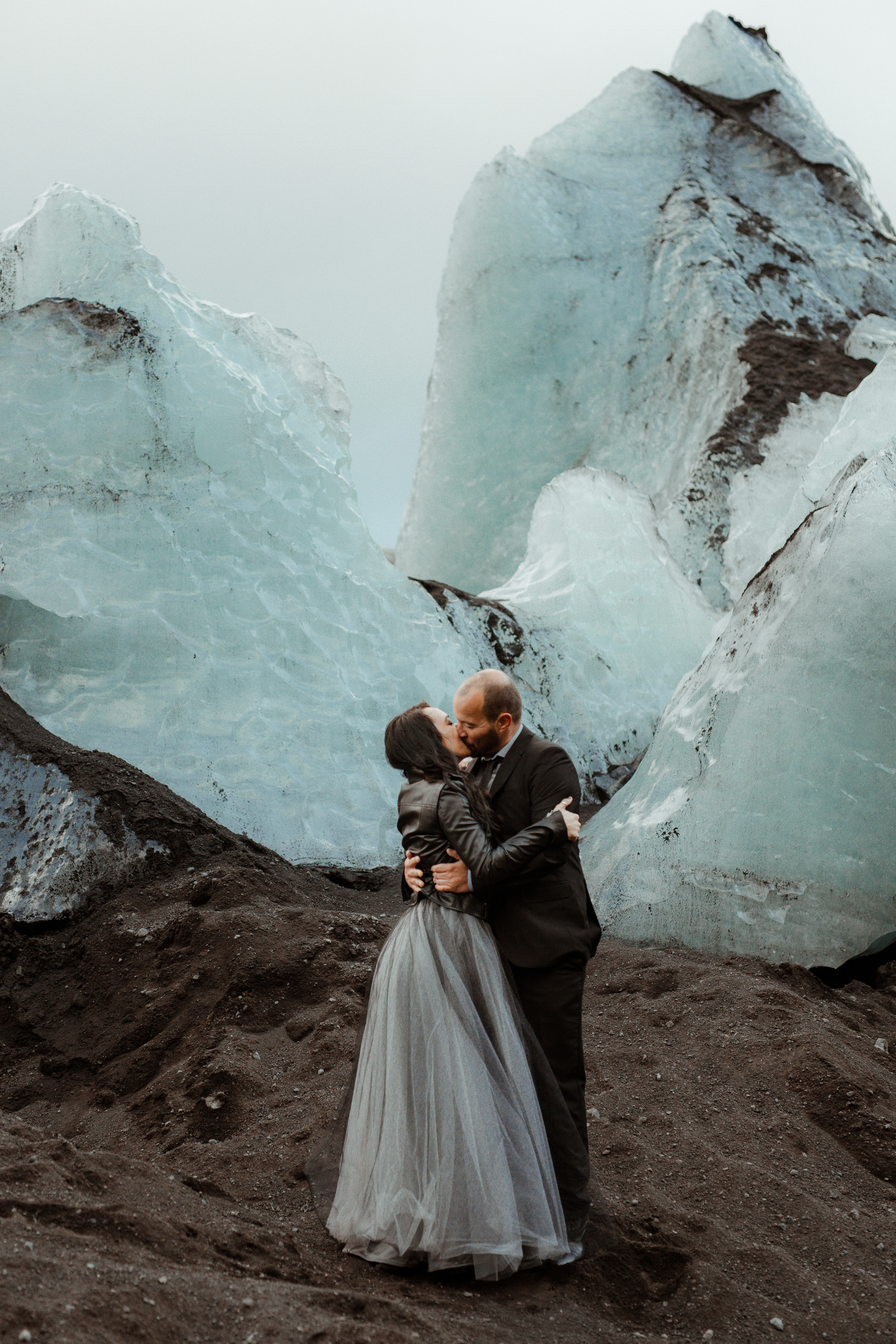 Nevena+Igor. Iceland elopement photographer & videographer