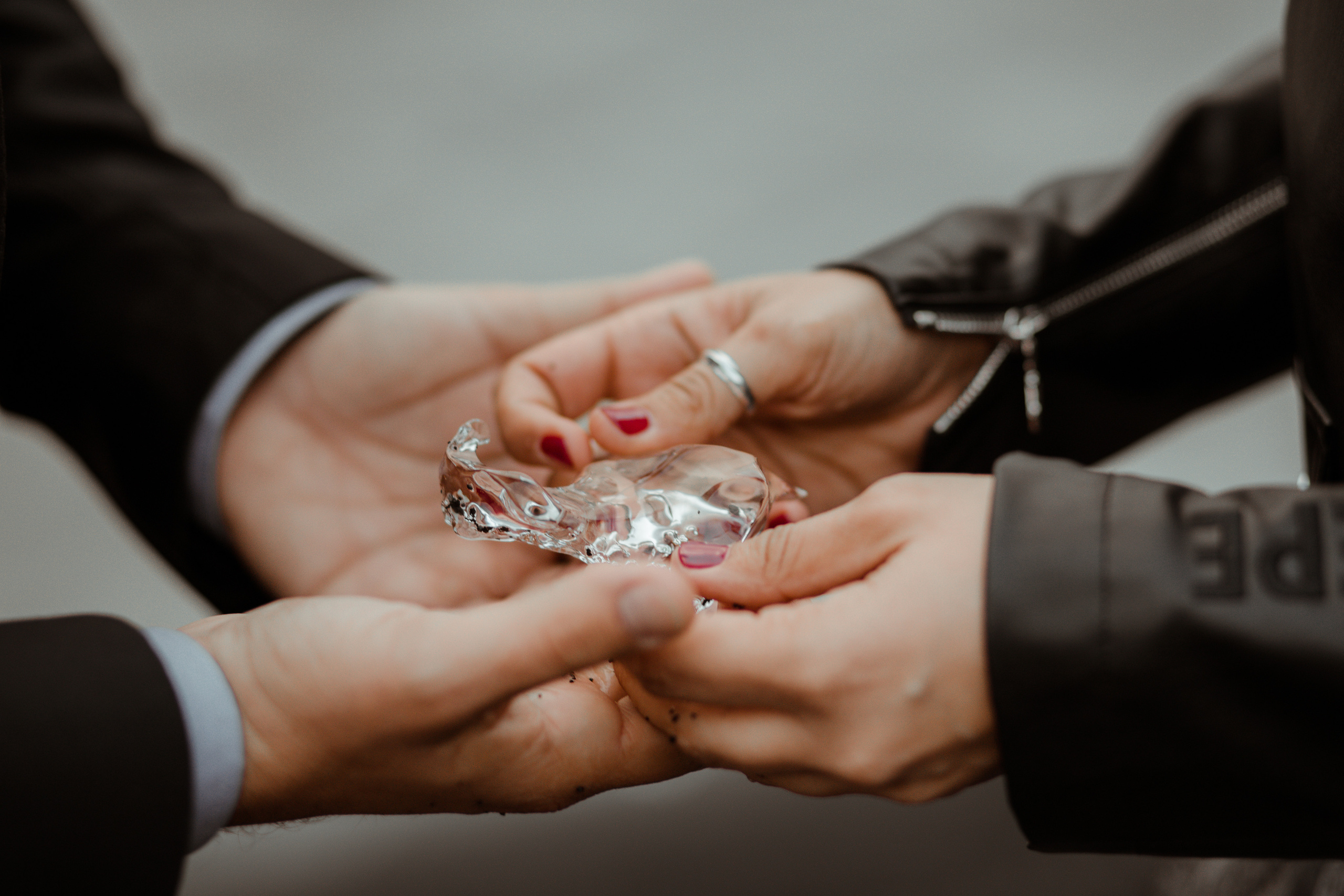 Nevena+Igor. Iceland elopement photographer & videographer