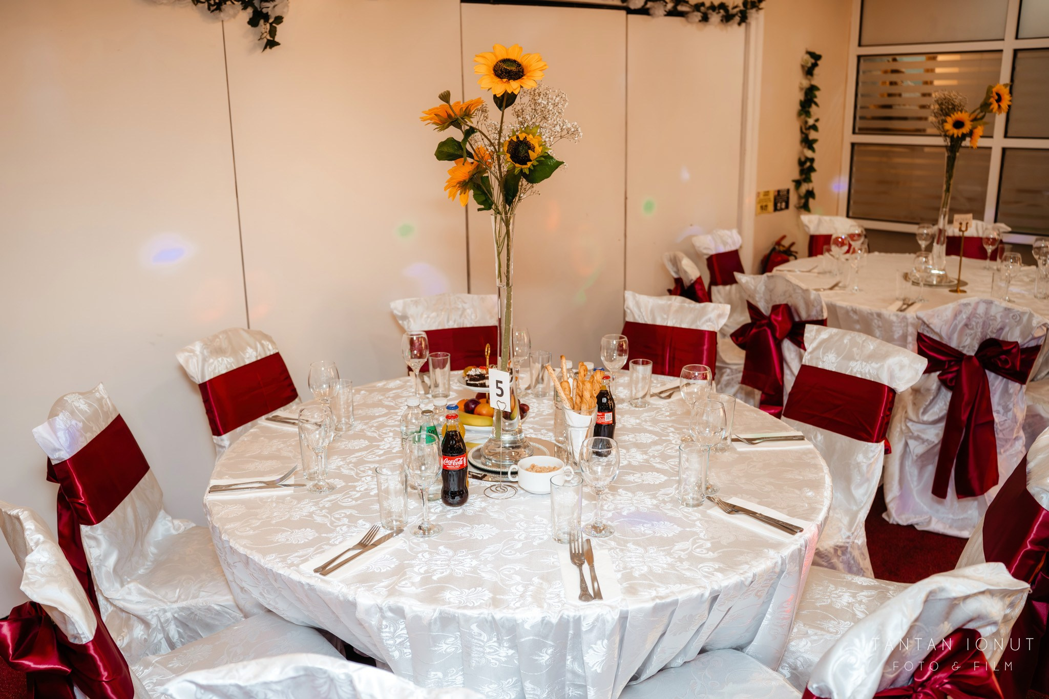 Mihaela & Razvan. TANTAN IONUT FOTO & FILM