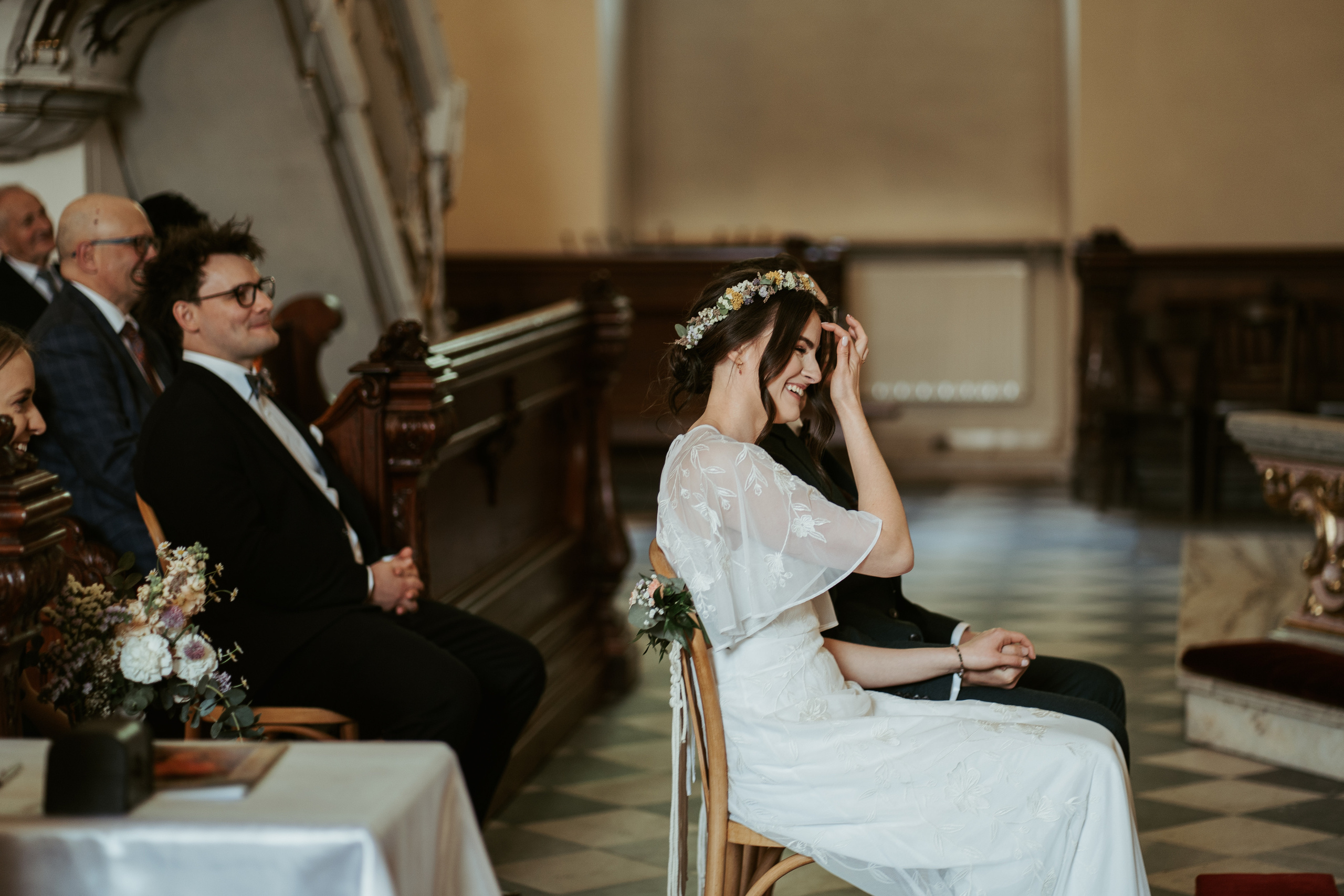 Magiczne Ślubne Opowieści: Willa Słoneczna w Ogniu Emocji. Karkowskafoto - fotografia miłości