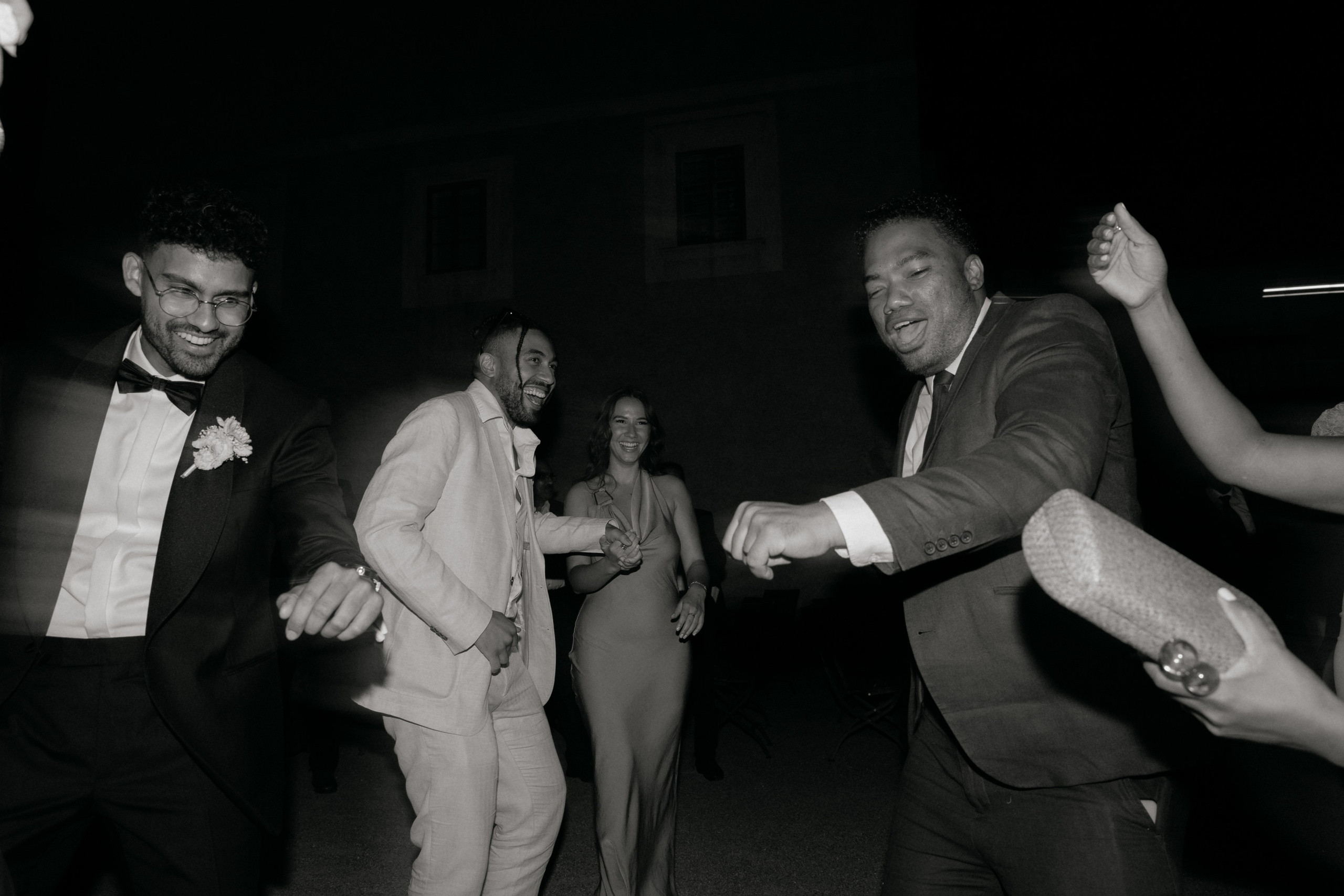 Elegant Castle Wedding in Austria | Alwin & Ruth’s Fairytale Celebration. Wedding photographer and videographer based in Timisoara, Romania