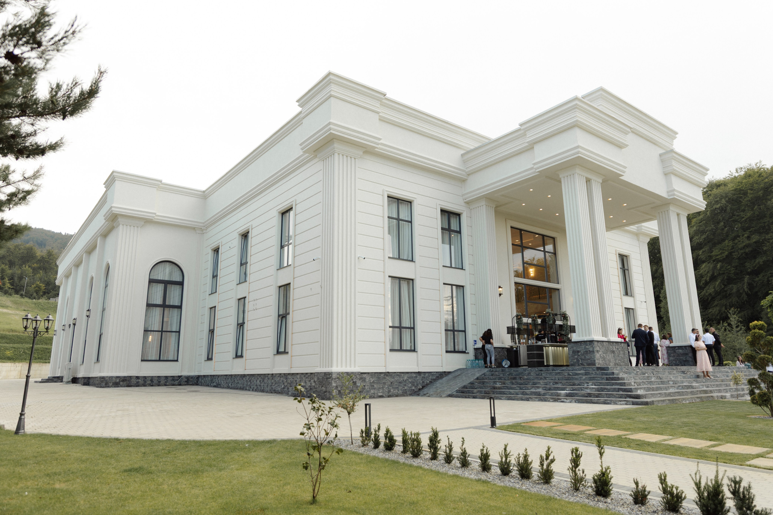 Kevin and Sara wedding in Suceava, Romania. Wedding photographer and videographer based in Timisoara, Romania