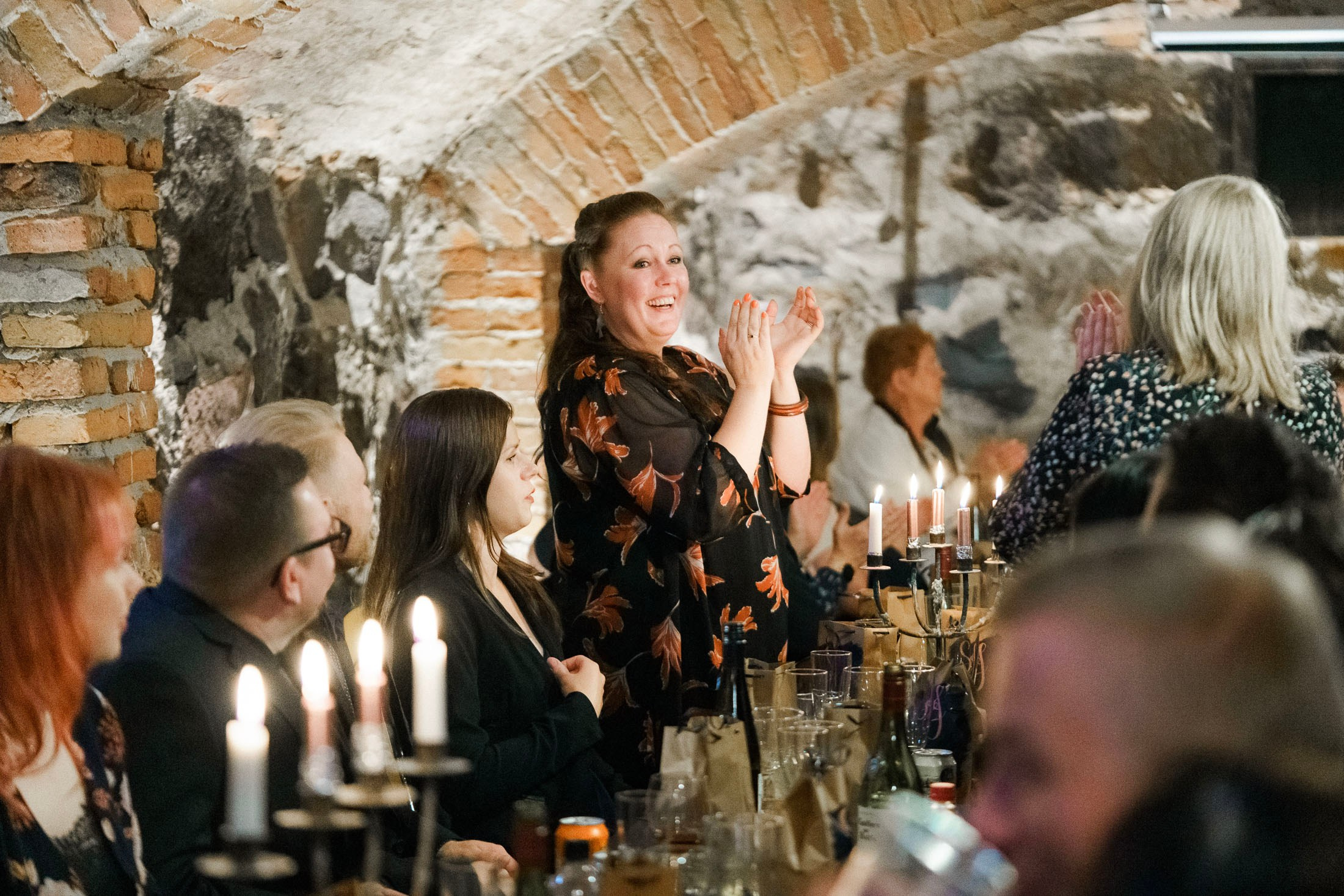 S&J, hääkuvaus Porvoon Tuomiokirkko ja Levinin kellari