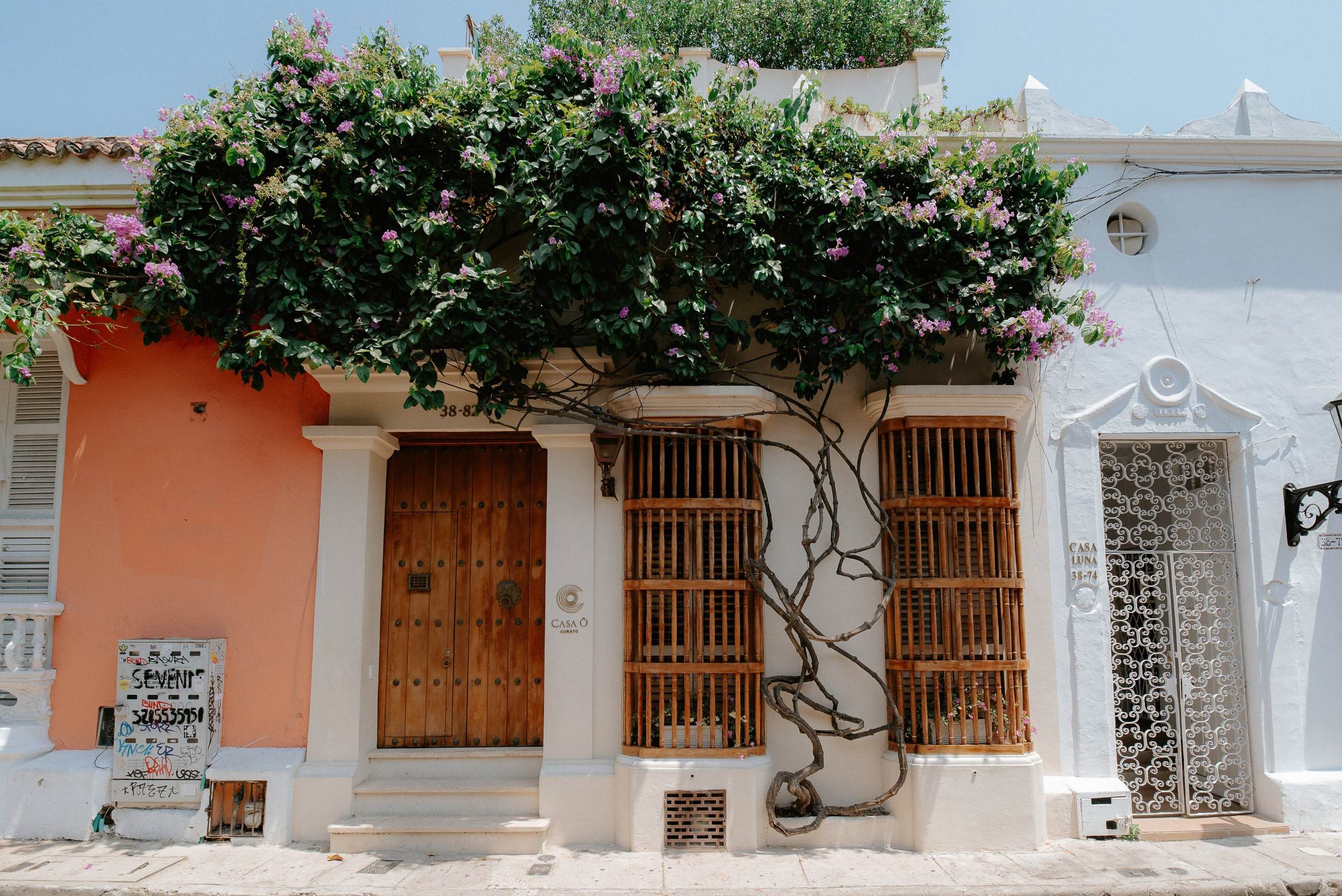 Cindy + Garrett | Destination Wedding Photos in Cartagena 2025 – César Vanegas Photography. César Vanegas Photography | Wedding & Travel Photographer | Cartagena, Colombia