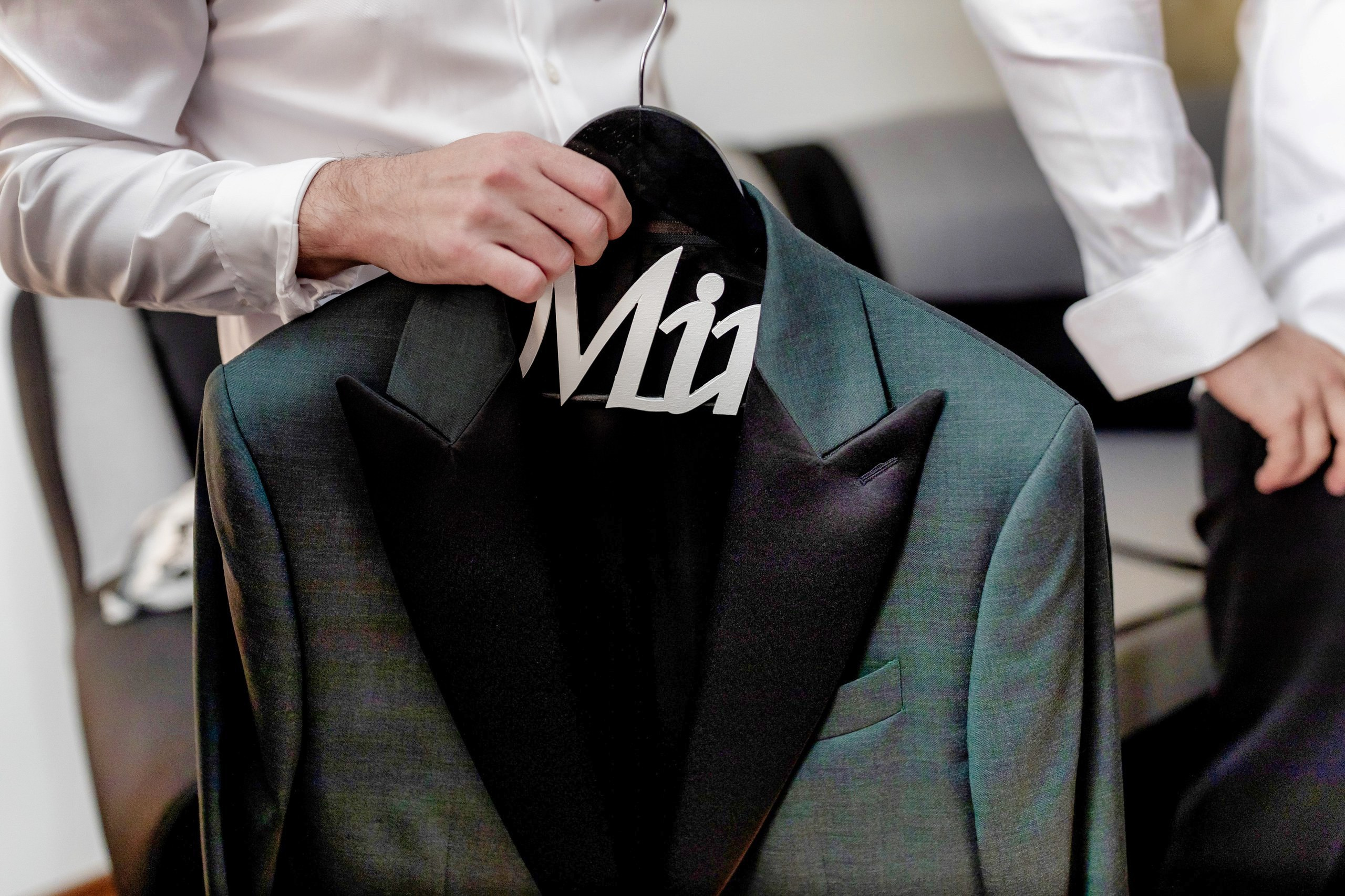 - nunta--fotograf-profesionist-botosani - fotografie-nunta-romantica - imagini-nunta-in-natura-alin-chirila-fotograf - fotografii-cuplu-indragostit-nunta-botosani - sedinta-foto-miri-andrei-iustina-alinofotostudio - amintiri-din-nunta-realizate-de-fotograf-profesionist - povestea-nuntii-andrei-si-iustina-in-imagini-alinofotostudio-fotograf evenimente- evenimente Botoșani -fotograf Suceava - fotograf Iași- servicii foto. servicii foto Botoșani. servicii foto video Botoșani. fotograf nunta. fotograf evenimente. fotograf nunta Botoșani. Alin chirila. Alin chirila fotograf. Alinofotostudio.- servicii foto. servicii foto Botoșani. servicii foto video Botoșani. fotograf nunta. fotograf evenimente. fotograf nunta Botoșani. Alin chirila. Alin chirila fotograf. Alinofotostudio.fotograf stare civilă,poze stare civilă,album foto stare civilă,servicii foto suceava,fotograf evenimente suceava,fotograf nuntă suceava,poze cununie civilă,ședință foto stare civilă,sesiune foto suceava,fotograf profesionist suceava,fotograf botosani,stare civila botosani,alinofotostudio,alin chirila fotograf.servicii foto. servicii foto Botoșani. servicii foto video Botoșani. fotograf nunta. fotograf evenimente. fotograf nunta Botoșani. Alin chirila. Alin chirila fotograf. Alinofotostudio.fotograf stare civilă,poze stare civilă,album foto stare civilă,servicii foto suceava,fotograf evenimente suceava,fotograf nuntă suceava,poze cununie civilă,ședință foto stare civilă,sesiune foto suceava,fotograf profesionist suceava,fotograf botosani,stare civila povestitor prin fotografiebotosani,alinofotostudio,alin chirila fotograf,servicii foto. servicii foto Botoșani. servicii foto video Botoșani. fotograf nunta. fotograf evenimente. fotograf nunta Botoșani. Alin chirila. Alin chirila fotograf. Alinofotostudio.fotograf stare civilă,poze stare civilă,album foto stare civilă,servicii foto suceava,fotograf evenimente suceava,fotograf nuntă suceava,poze cununie civilă,ședință foto stare civilă,sesiune foto suceava,fotograf profesionist suceava,fotograf botosani,stare civila botosani,alinofotostudio,alin chirila fotograf,cununie religioasă botoșani,andreea și neculai,capela militară botoșani,foto conacul zăicești,fotograf nuntă botoșani,fotograf cununie religioasă,foto evenimente botoșani,poze cununie capela militară,ședință foto zăicești,fotograf profesionist botoșaniMire și mireasă – Sergiu & Liliana – ziua nunții, 2024 - Emoții în ziua nunții – Sergiu și Liliana - Dansul mirilor – fotografie artistică nuntă 2024 - Sedinta foto romantică în natură – Sergiu & Liliana - Rochia de mireasă și detalii de nuntă elegan-Album de cununie civilă Florin și Anda – Fotografii profesionale realizate de Alin Chirilă în Botoșani -fotograf prin fotografie-Ședință foto Trash the Dress pe muntele Rarău cu Iulian și Iuliana – fotografie de cuplu, natură montană, emoție autentică surprinsă de Alin Chirilă, povestitor prin fotografie.- "Iulian și Iuliana pe crestele Rarăului – fotografie Trash the Dress în natură" - "Cuplu îmbrățișat la apus pe muntele Rarău – ședință foto după nuntă" - "Rochie de mireasă în vânt pe munte – Trash the Dress Rarău-1. Iulian și Iuliana pe muntele Rarău – ședință foto Trash the Dress în natură, cu peisaj montan spectaculos 2. Cuplu în îmbrățișare pe Rarău – emoție autentică surprinsă după nuntă 3. Rochie de mireasă în bătaia vântului – fotografie artistică Trash the Dress în munți 4. Mire și mireasă privind spre orizont – dragoste și libertate pe muntele Rarău 5. Iuliana zâmbind în rochia de mireasă – portret în natură, Trash the Dress 6. Iulian ținându-și mireasa de mână – ședință foto romantică pe munte 7. Detaliu cu rochia pe stâncă – estetică naturală Trash the Dress Rarău 8. Cuplu în mers pe poteca Rarăului – fotografie simbolică de după nuntă 9. Apus de soare pe Rarău în spatele mirilor – imagine de poveste Trash the Dress 10. Iulian și Iuliana râzând împreună – momente autentice surprinse de Alin Chirilă, povestitor prin fotografie