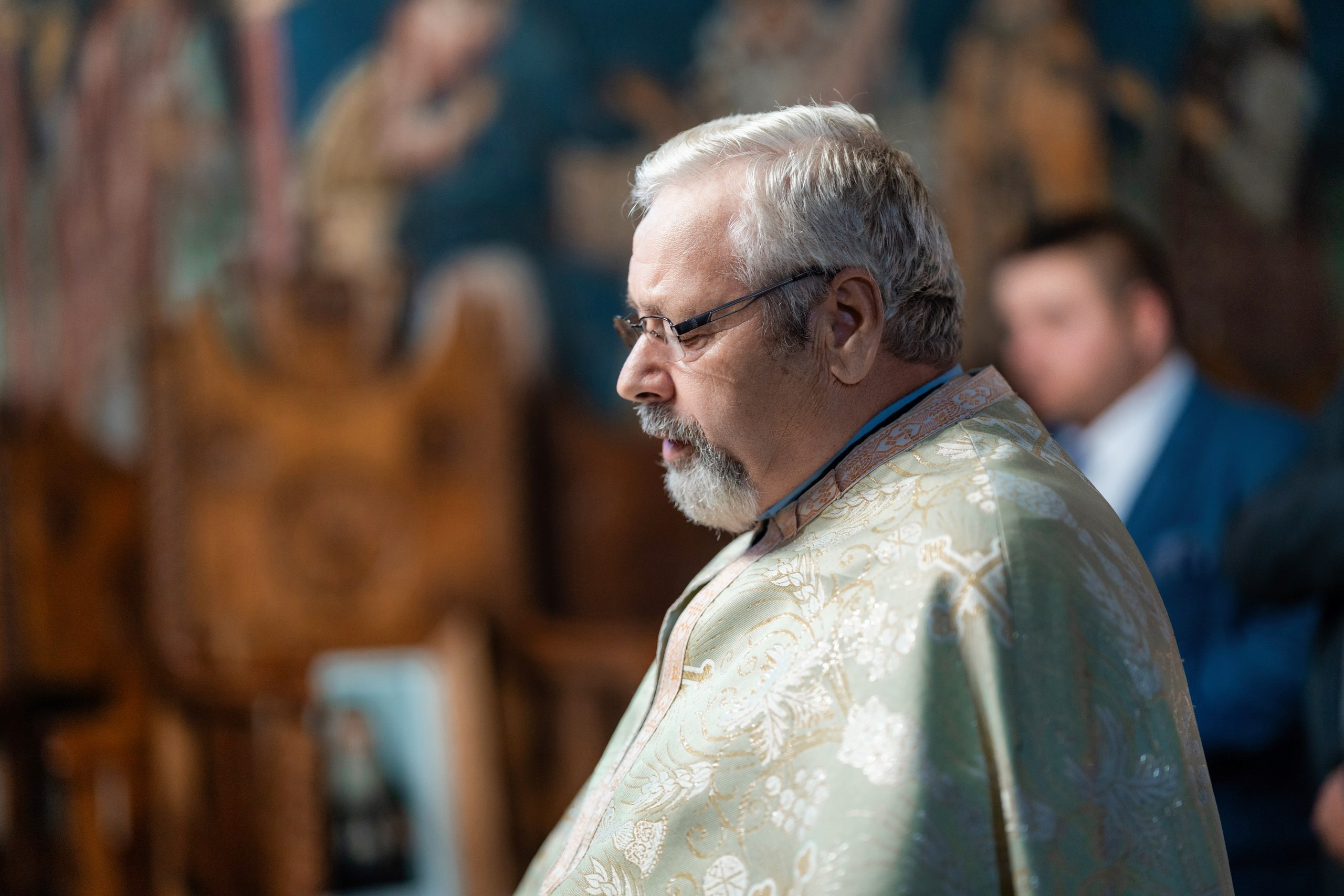• fotograf cununie religioasă Dorohoi Alexandru și Otilia în biserică • fotograf cununie religioasă Dorohoi moment emoționant schimb de priviri • fotograf cununie religioasă Dorohoi mirii în timpul slujbei • fotograf cununie religioasă Dorohoi cadre naturale din biserică • fotograf cununie religioasă Dorohoi binecuvântarea mirilor • fotograf stare civilă Botoșani Alexandru și Otilia spun DA • fotograf stare civilă Botoșani moment semnare acte oficiale • fotograf stare civilă Botoșani emoții la ieșirea din primărie • fotograf stare civilă Botoșani cadre cu mirii și invitații • fotograf stare civilă Botoșani fotografii naturale și autentice • fotograf nuntă Botoșani ședință foto Alexandru și Otilia • fotograf nuntă Dorohoi cadre romantice ședință foto miri • fotograf nuntă Botoșani portrete elegante miri • fotograf nuntă Dorohoi cadre naturale în lumină caldă • fotograf nuntă Botoșani ședință foto în aer liber • fotograf nuntă Botoșani petrecere dans și distracție • fotograf nuntă Dorohoi momente spontane la petrecere • fotograf nuntă Botoșani invitați pe ringul de dans • fotograf nuntă Dorohoi cadre dinamice de la petrecere • fotograf nuntă Botoșani atmosferă vibrantă și emoții reale • Alin Chirilă fotograf surprinde emoțiile mirilor Alexandru și Otilia • Alin Chirilă fotograf cadre naturale și autentice de nuntă • Alin Chirilă fotograf poveste de dragoste spusă prin imagini • Alin Chirilă fotograf momente reale și emoții sincere • Alin Chirilă fotograf portrete elegante de miri • AlinoFotoStudio fotografie de nuntă Alexandru și Otilia • AlinoFotoStudio cadre artistice cununie religioasă • AlinoFotoStudio ședință foto miri în lumină naturală • AlinoFotoStudio fotografie autentică de nuntă în România • AlinoFotoStudio momente speciale surprinse cu emoție • povestitor prin fotografie surprinde iubirea dintre Alexandru și Otilia • povestitor prin fotografie cadre naturale și emoții reale • povestitor prin fotografie zi de nuntă spusă în imagini • povestitor prin fotografie momente autentice și pline de viață • povestitor prin fotografie amintiri transformate în artă Alin Chirilă fotograf – povestitor prin fotografie la nunta Alexandru și Otilia • AlinoFotoStudio fotograf nuntă – emoții reale surprinse natural • fotograf nuntă Botoșani • fotograf nuntă Dorohoi • fotograf cununie religioasă Dorohoi • fotograf stare civilă Botoșani • fotograf botez Botoșani • Alin Chirilă fotograf • AlinoFotoStudio • povestitor prin fotografie