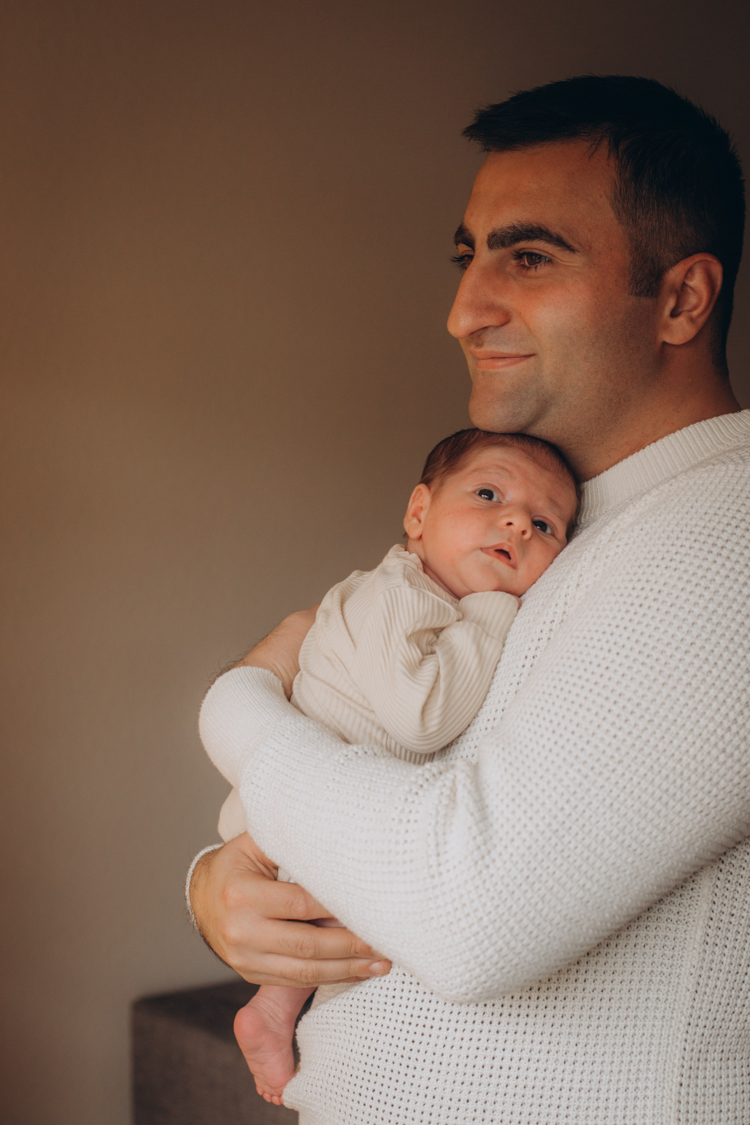 Newborn, Baby with Family. Family and children’s lifestyle photographer Elena Tumanova