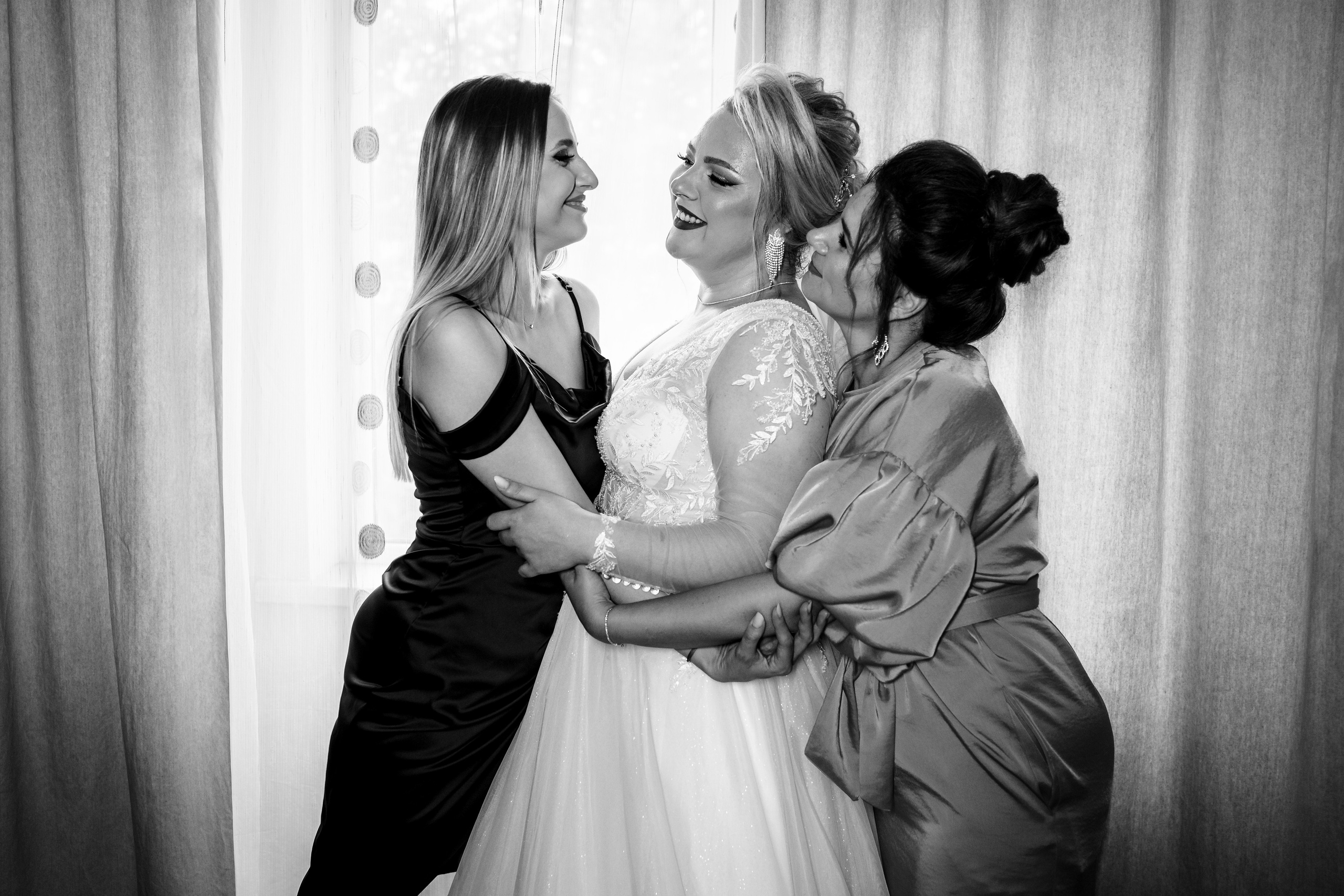 Laura & Bogdan. Acasă