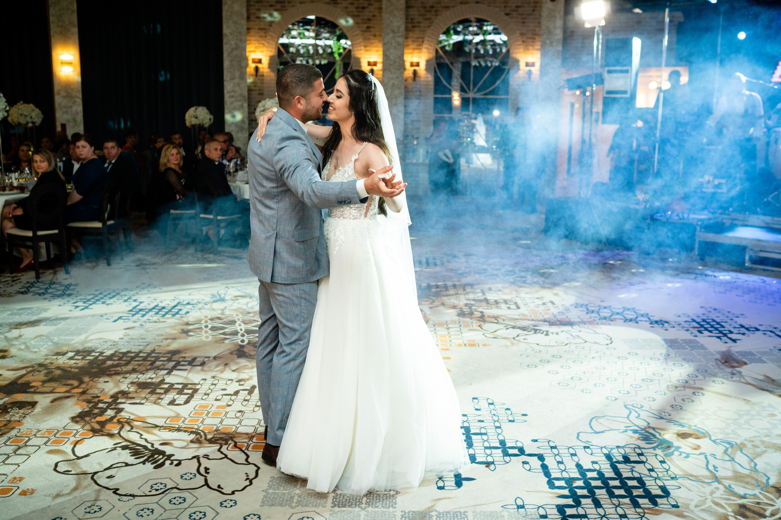 Elena & Cristi. Acasă