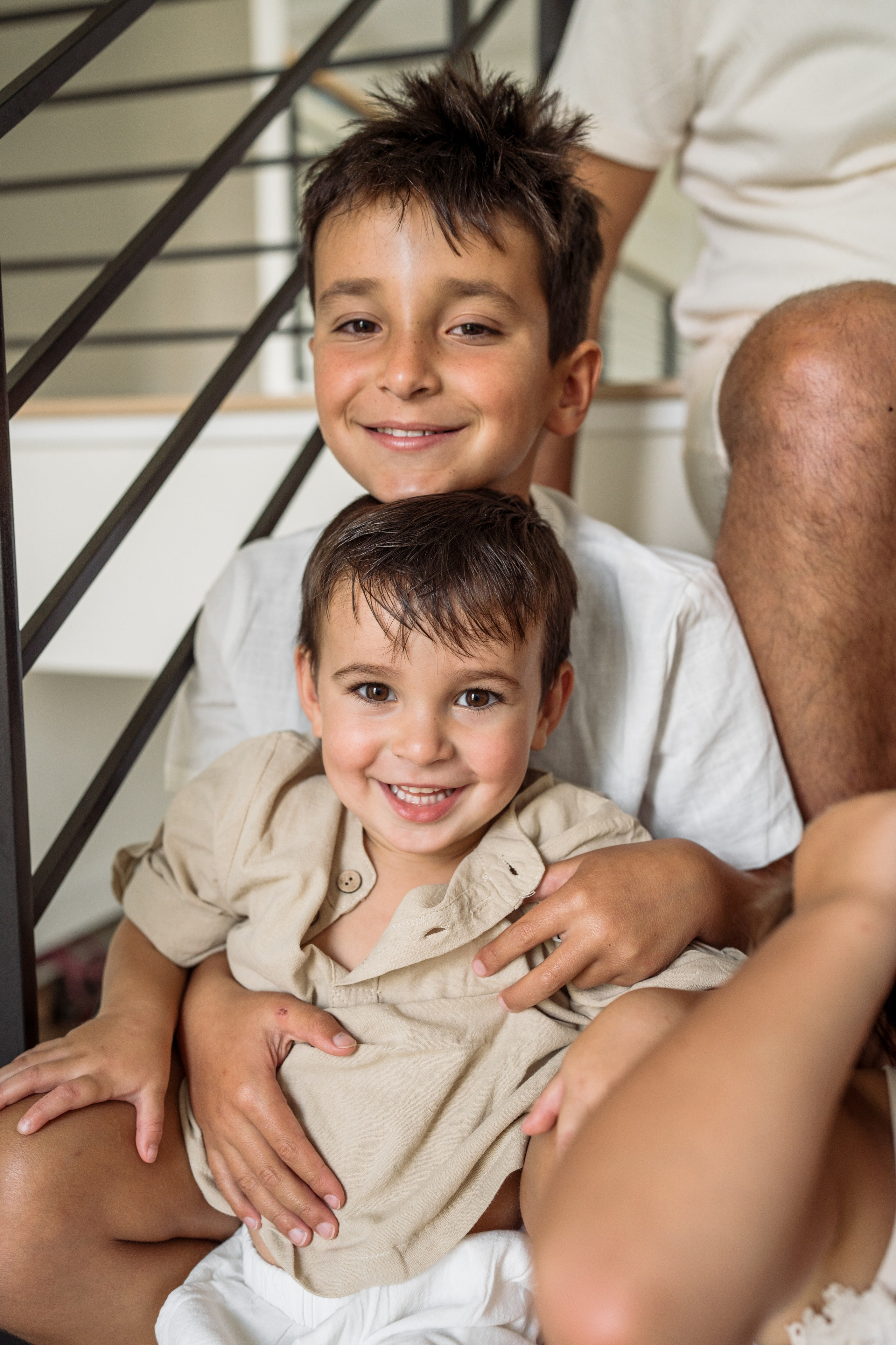 Cozy Family Photography at Home – Heartwarming & Relaxed. Alisa Tant — Family and newborn photographer Bucks County, Montgomery county, Philadelphia, NJ