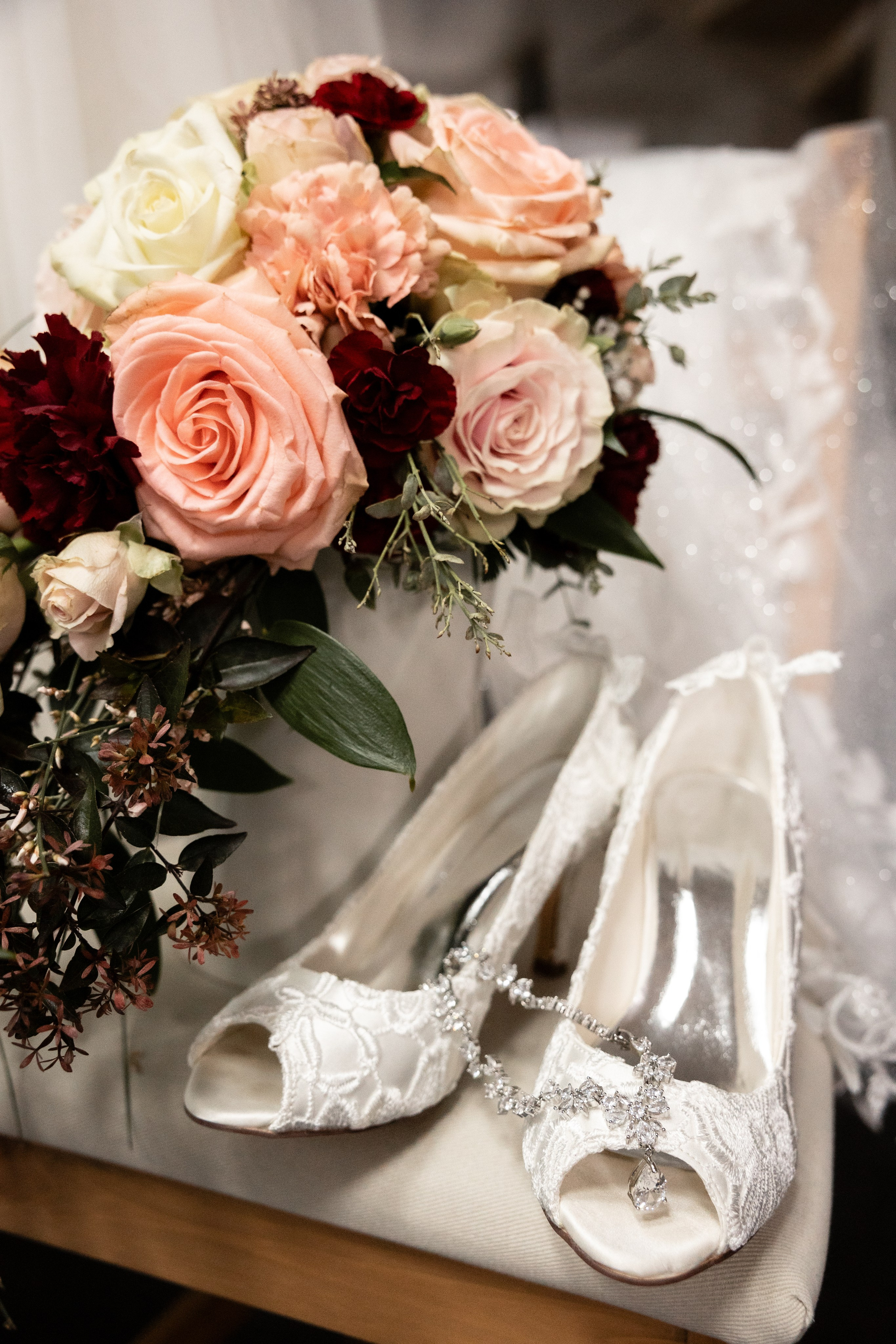 Mariage de Noël inoubliable à Toulouse, Capitole. Gillian & Scott. Eugénie Smirnova — photographe à Toulouse et dans le sud-ouest de la France
