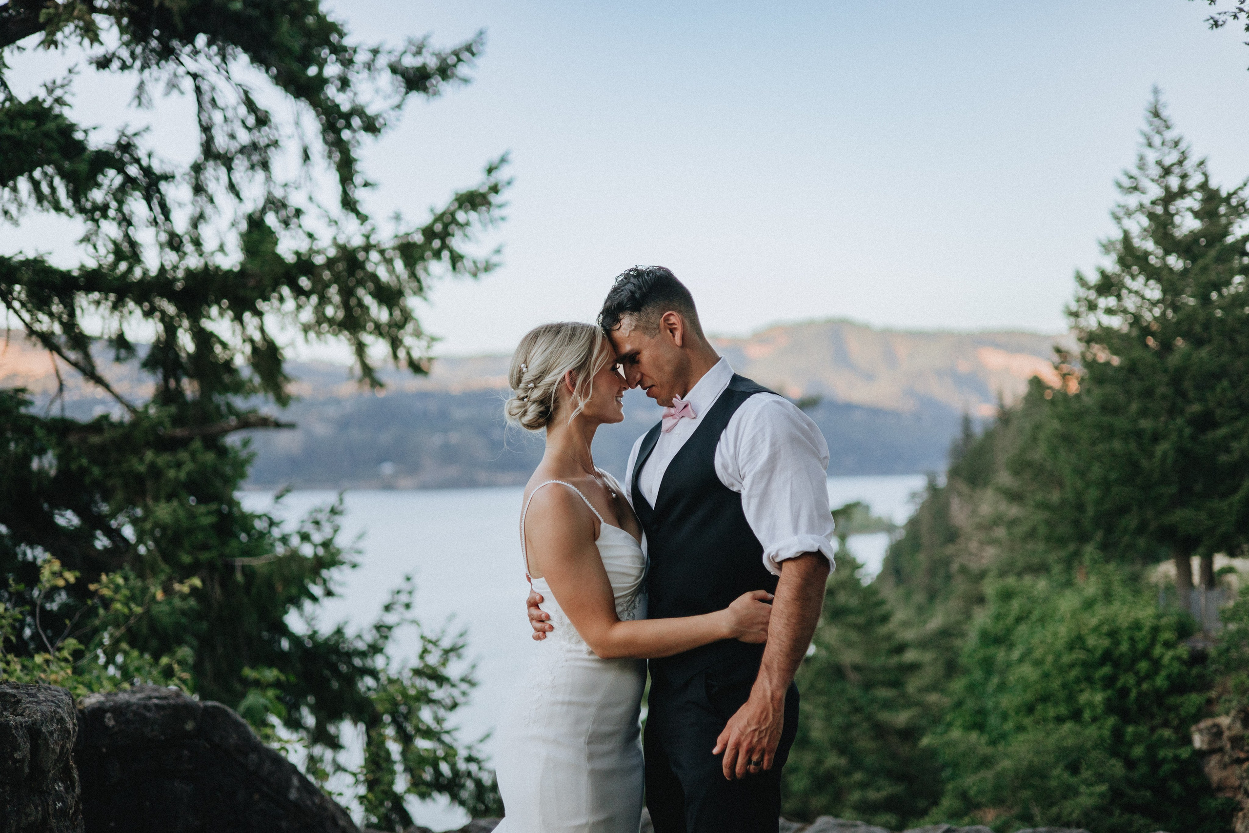 Brook & Richard's Wedding in Portland Oregon| Captured by Georgy Shishkin, Professional Wedding Photographer Seattle, Bend & Oregon Coast. Capturing Love in the Heart of the Pacific Northwes