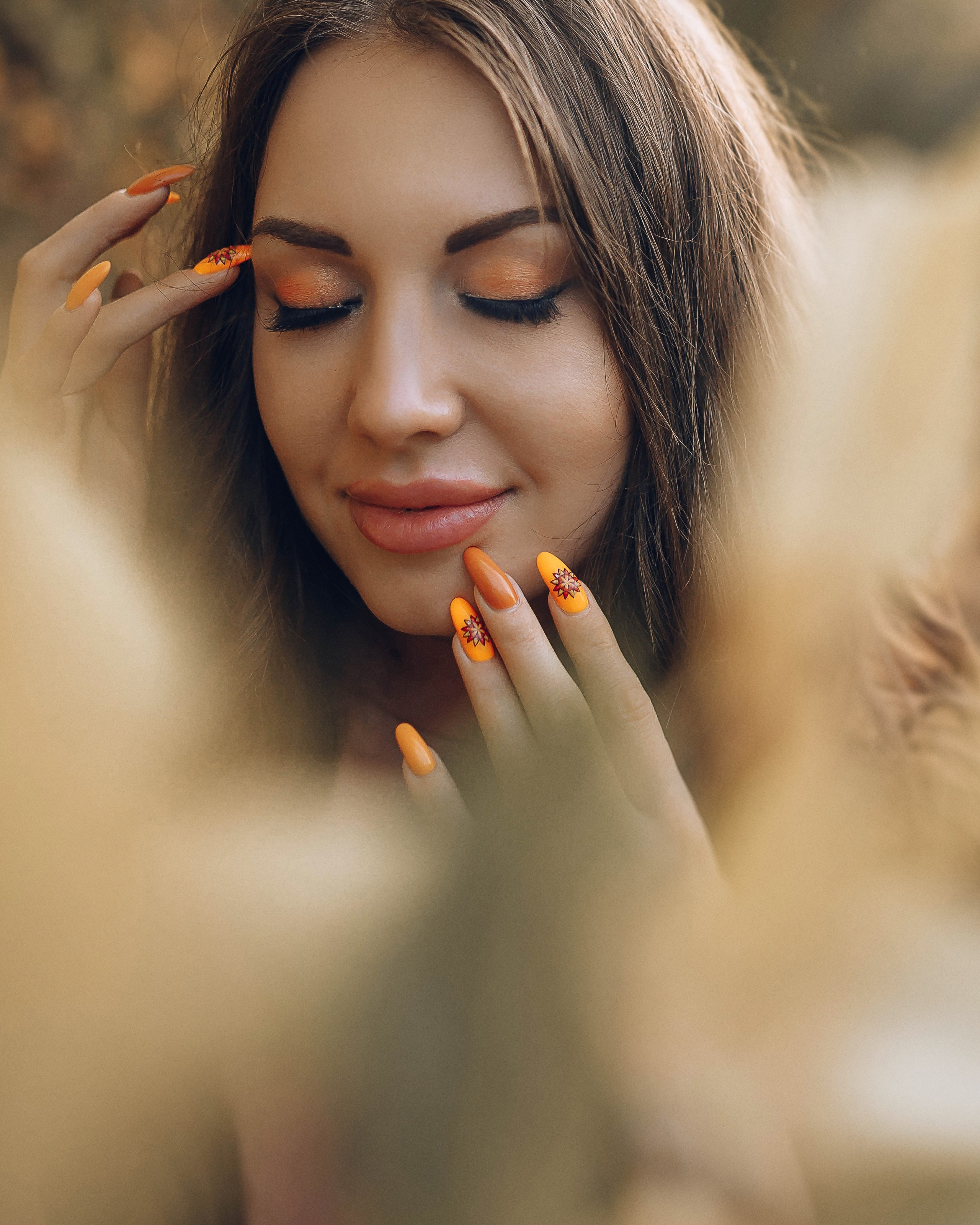 Stylish look for an autumn photo shoot in Montenegro from a makeup artist to a hairdresser in Budva
