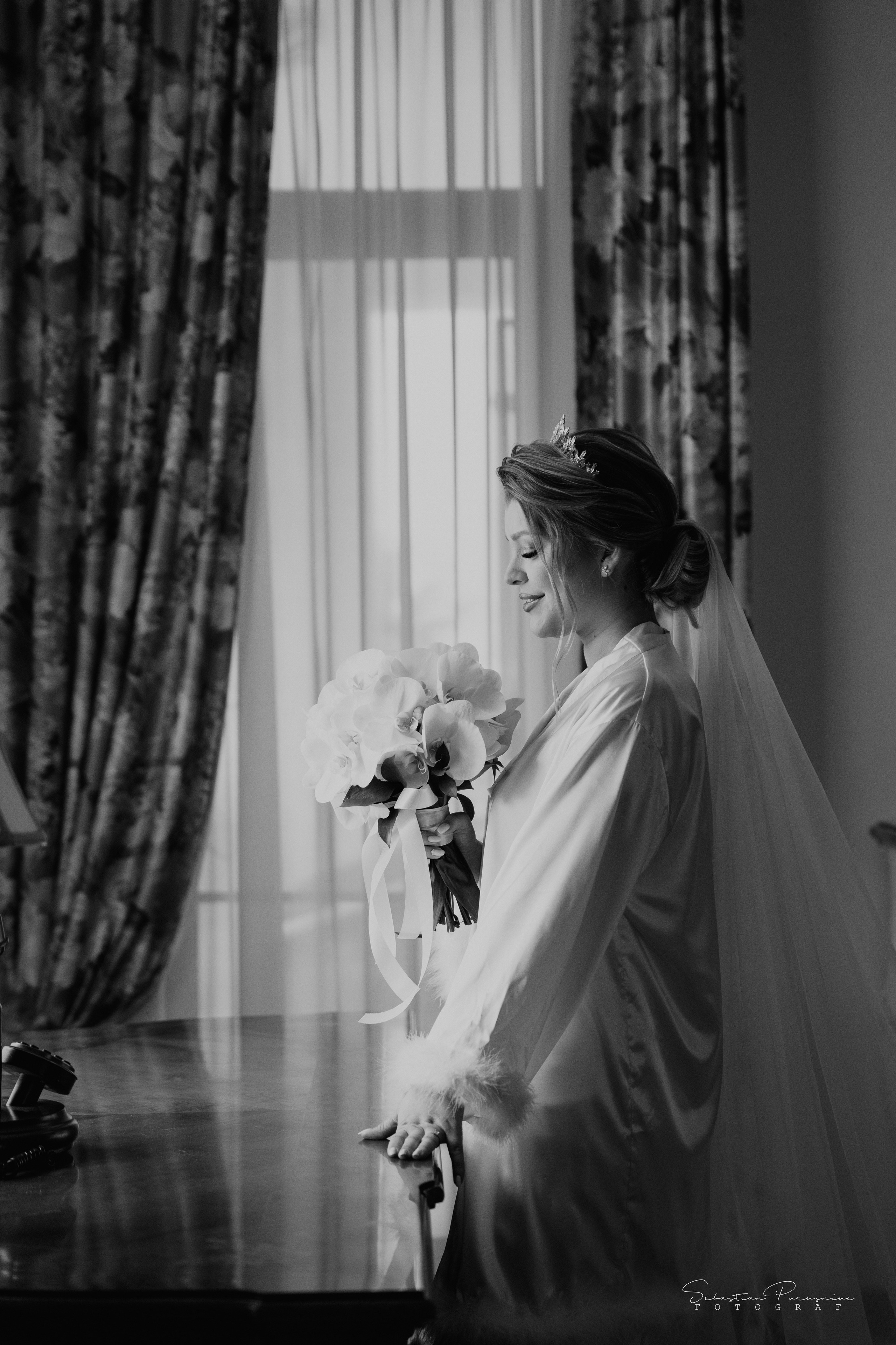 Larisa & Iulian. Sebastian Purusniuc Fotograf - Iasi