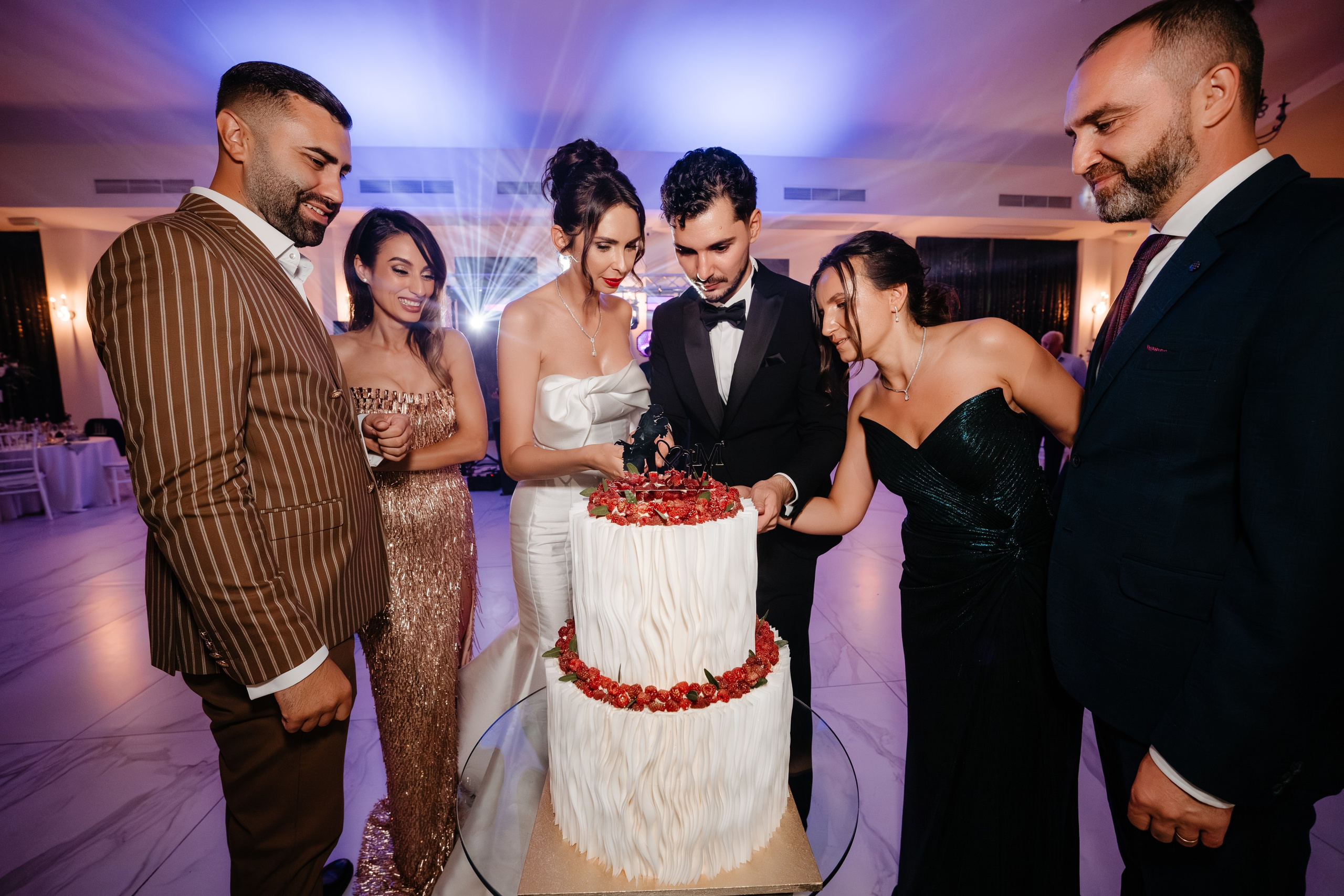 Povestea de nuntă a lui Anca și Dragoș în Bacău | Fotografie de Eveniment. Raw Studio. Fotograful tau de nunta!