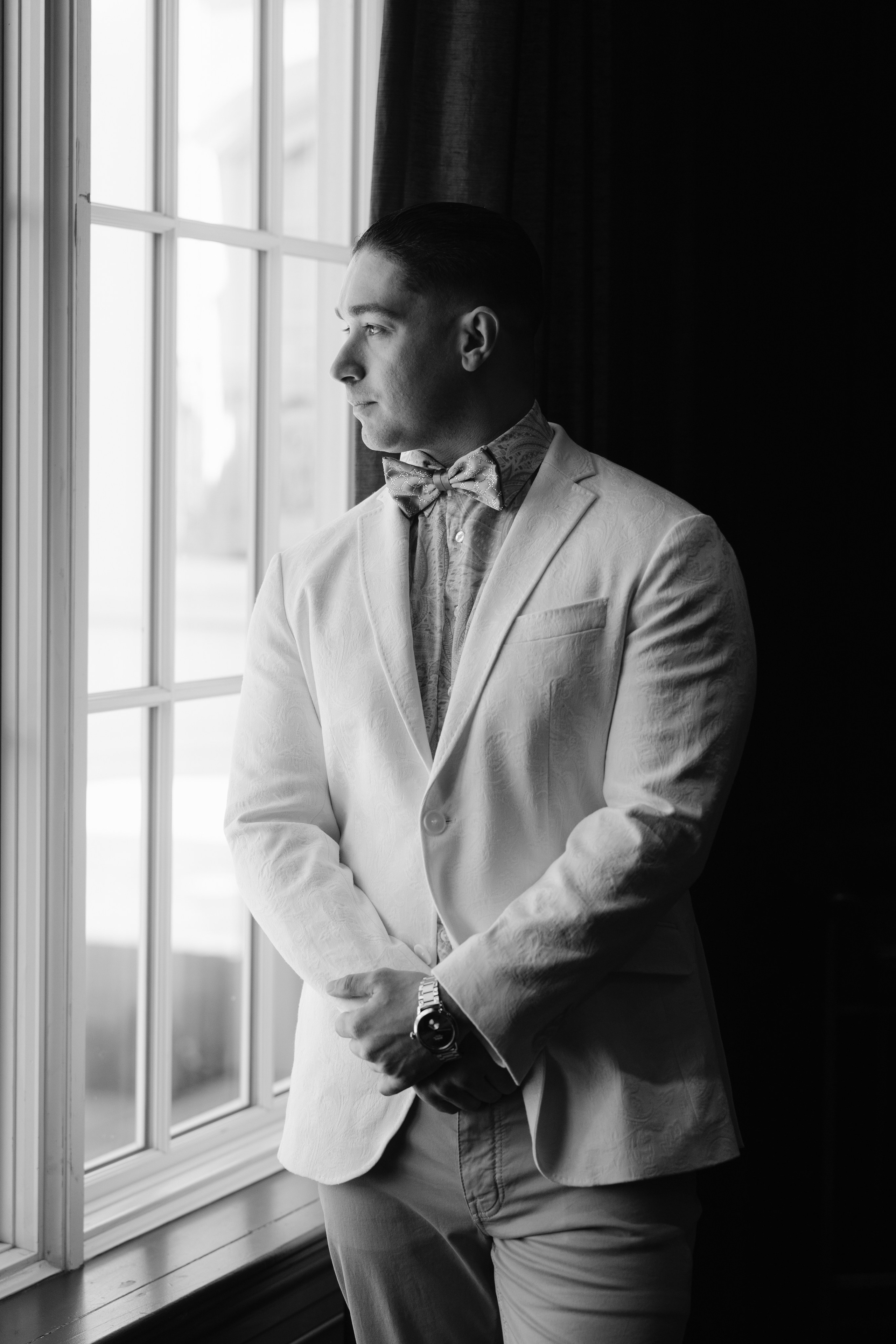 Vasylton Studio• Wedding Photographer | Capturing moments, preserving memories