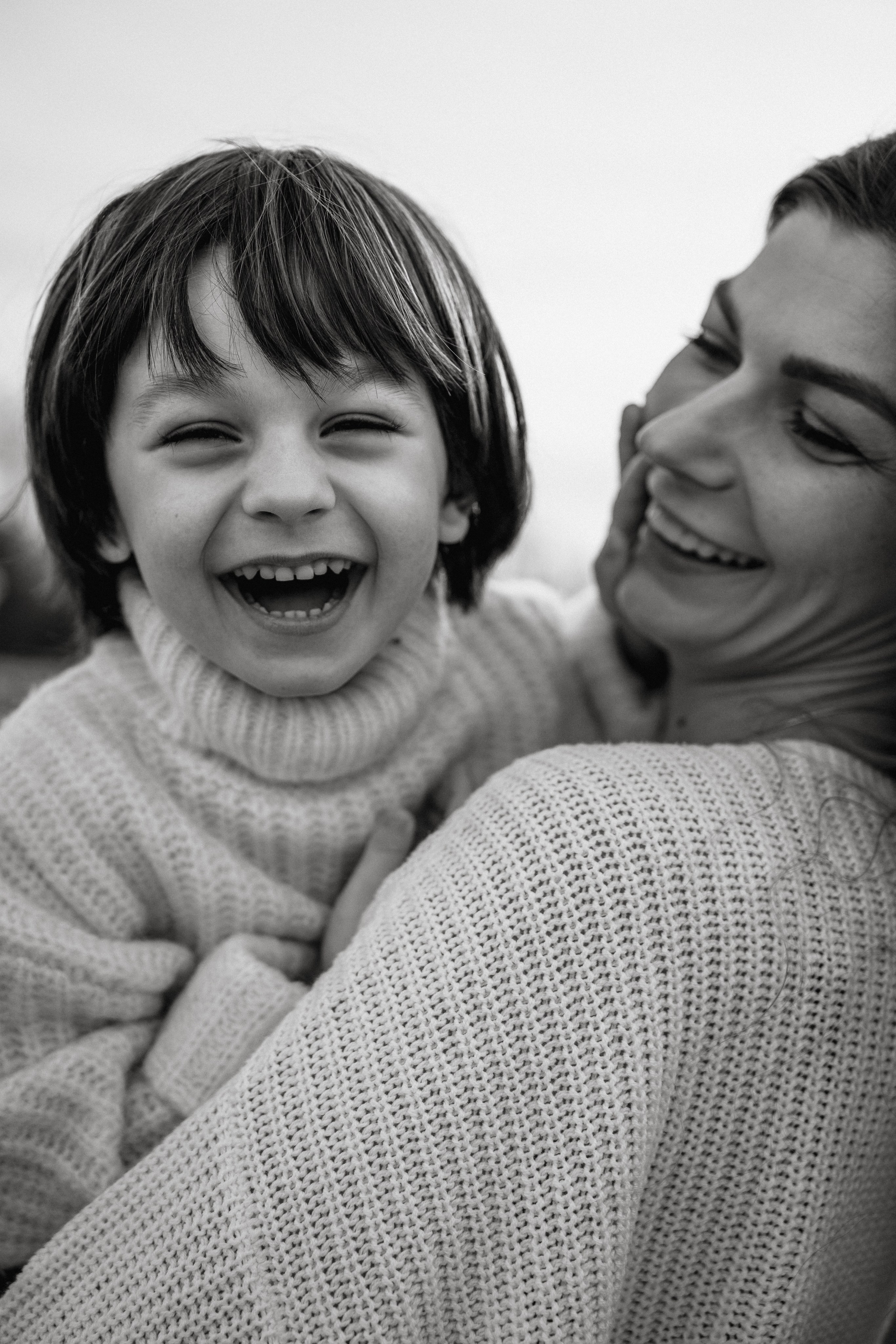 Unique Family Photography at an Alpaca Farm – Fun & Playful. Alisa Tant — Family and newborn photographer Bucks County, Montgomery county, Philadelphia, NJ