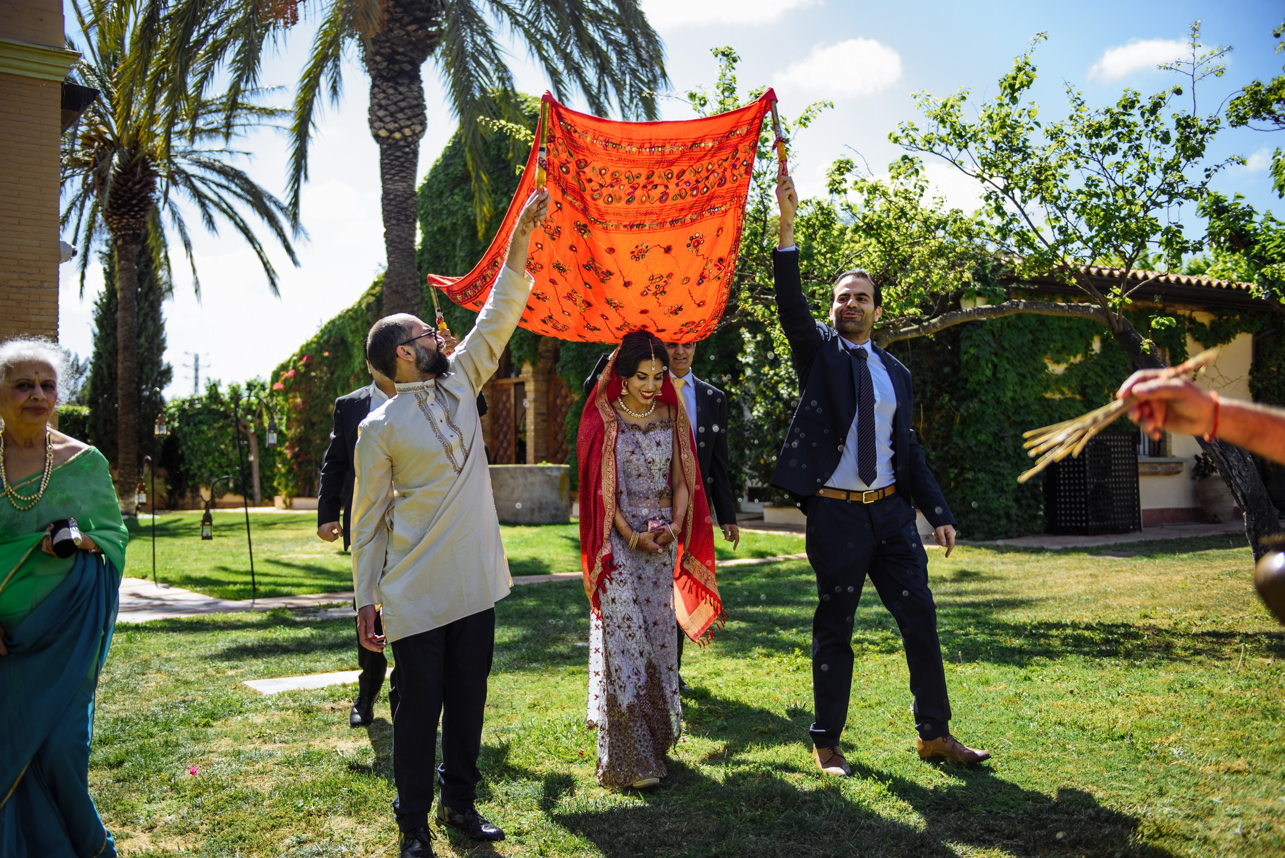 Elegancia Oriental. La Magia de una Boda India en La Gran Villa Rosa. Фотограф Екатерина Гасанова — фотосессии в Барселоне