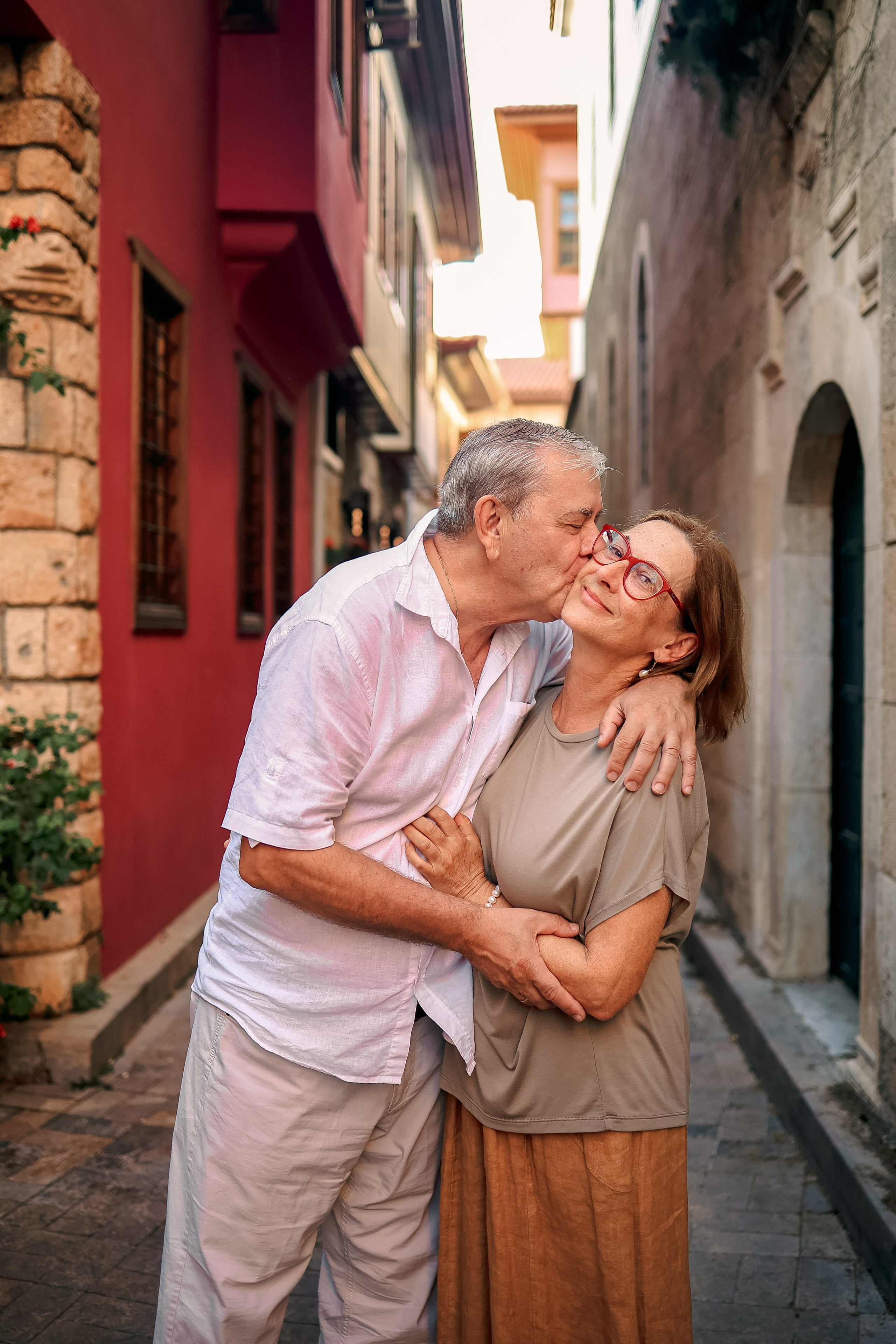 Photoshooting in old town of Antalya. Photographer in Turkey, Antalya, Kemer, Belek, Side, Kas, Fethiye