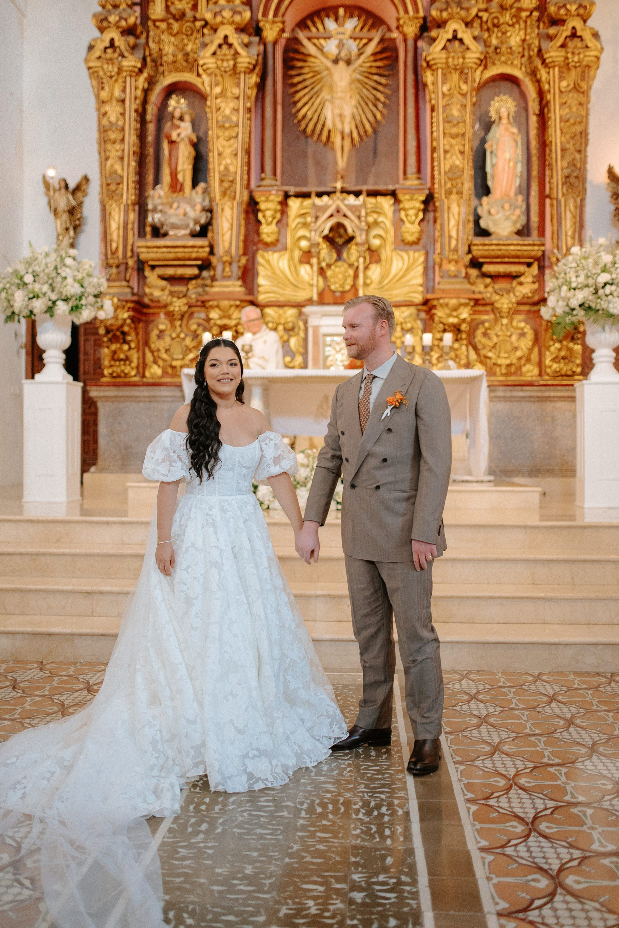 Cindy + Garrett | Destination Wedding Photos in Cartagena 2025 – César Vanegas Photography. César Vanegas Photography | Wedding & Travel Photographer | Cartagena, Colombia