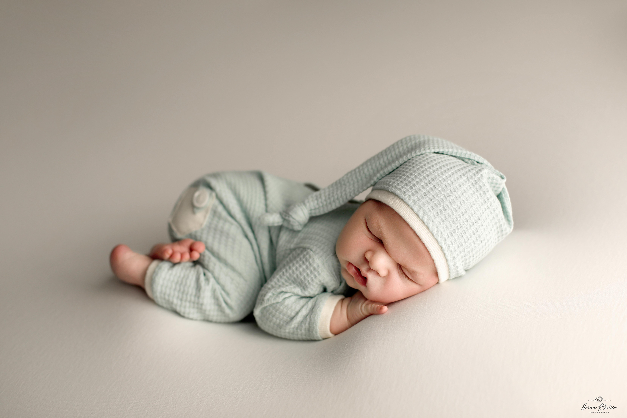 Babyfotograf Ulm; Babyfotograf Neu-Ulm; Babyfotograf Münsingen; Babyfotograf Metzingen; Babyfotograf Göppingen; Babyfotograf Tübingen; Babyfotograf Memmingen; Babyfotograf Reutlingen; Babyfotograf Stuttgart; Babyfotograf Günzburg; Babyfotograf Biberach an der Riss; Babyfotograf Alb-Donau-Kreis; Babyfotograf Bad Saulgau; Babyfotograf Bad Waldsee; Babyfotograf Ehingen; neugeborenenfotografie Ulm; neugeborenenfotografie Neu-Ulm; neugeborenenfotografie Stuttgart; neugeborenenfotografie Metzingen; neugeborenenfotografie Münsingen; neugeborenenfotografie Bad Saulgau; neugeborenenfotografie Bad Waldsee; neugeborenenfotografie Ehingen; neugeborenenfotografie Langenau; neugeborenenfotografie Ravensburg; neugeborenenfotografie Sigmaringen; Fograf Ulm; Fotograf Ehingen; Fotograf Bad Waldsee; Newborn Shooting Ulm; Babyshooting Ulm; Babyshooting Memmingen; Babyshooting Günzburg; Babyfotograf Laupheim; Babyfotograf Riedlingen; Babyfotograf Biberach an der Riß; pregnancy; Baby; Babyfotograf Biberach an der Riß; Babyfotograf Erbach; Babyfotograf Blaubeuren; Baby Photograph Ulm, cake-smash fotograf ulm, cake-smash stuttgart, cake-smash metzingen, erste geburtstag ulm, ein jahr alt