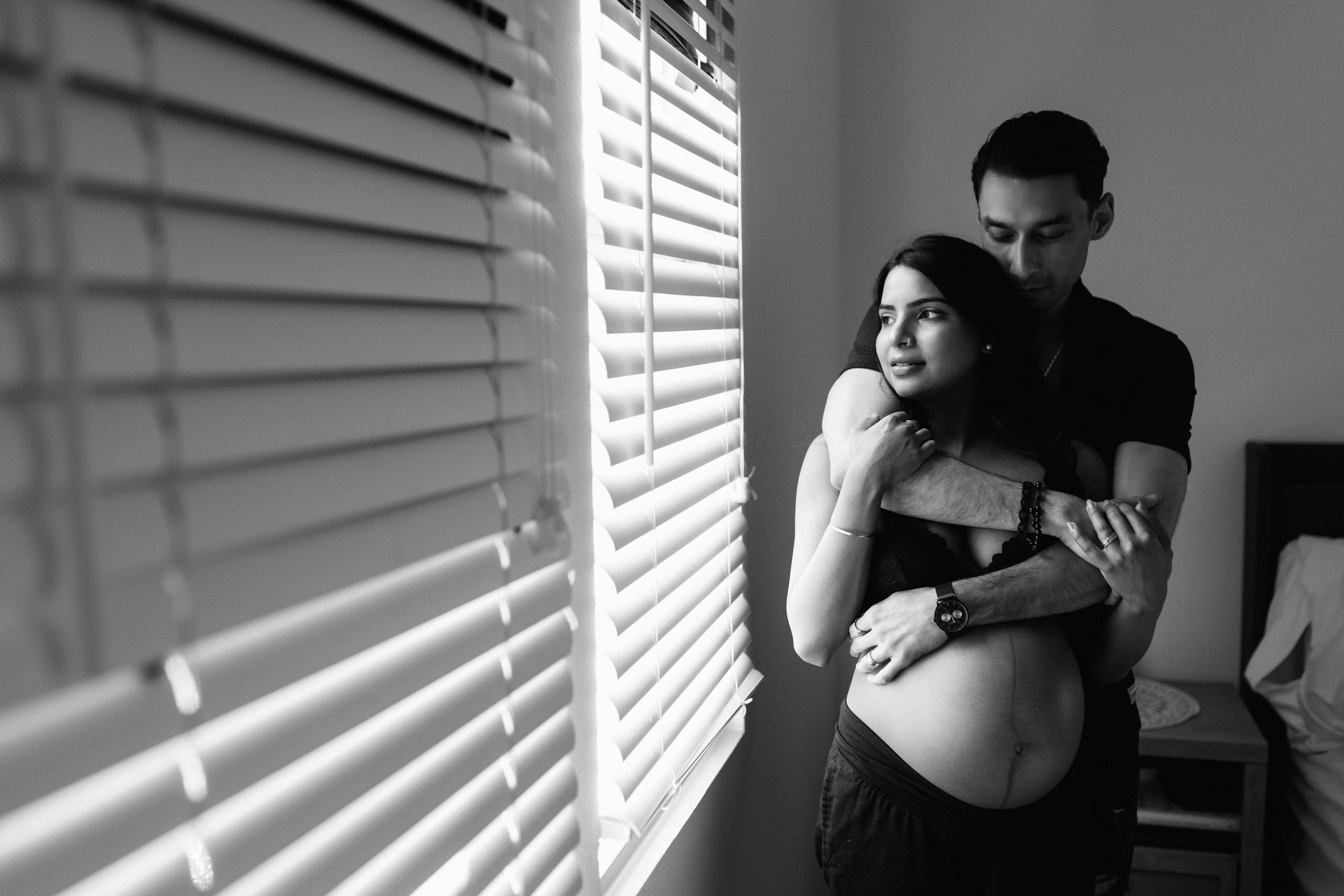 Cozy Home Maternity Session Bay Area. Maternity, newborn photographer in the Bay Area|Iryna Rakivnenko