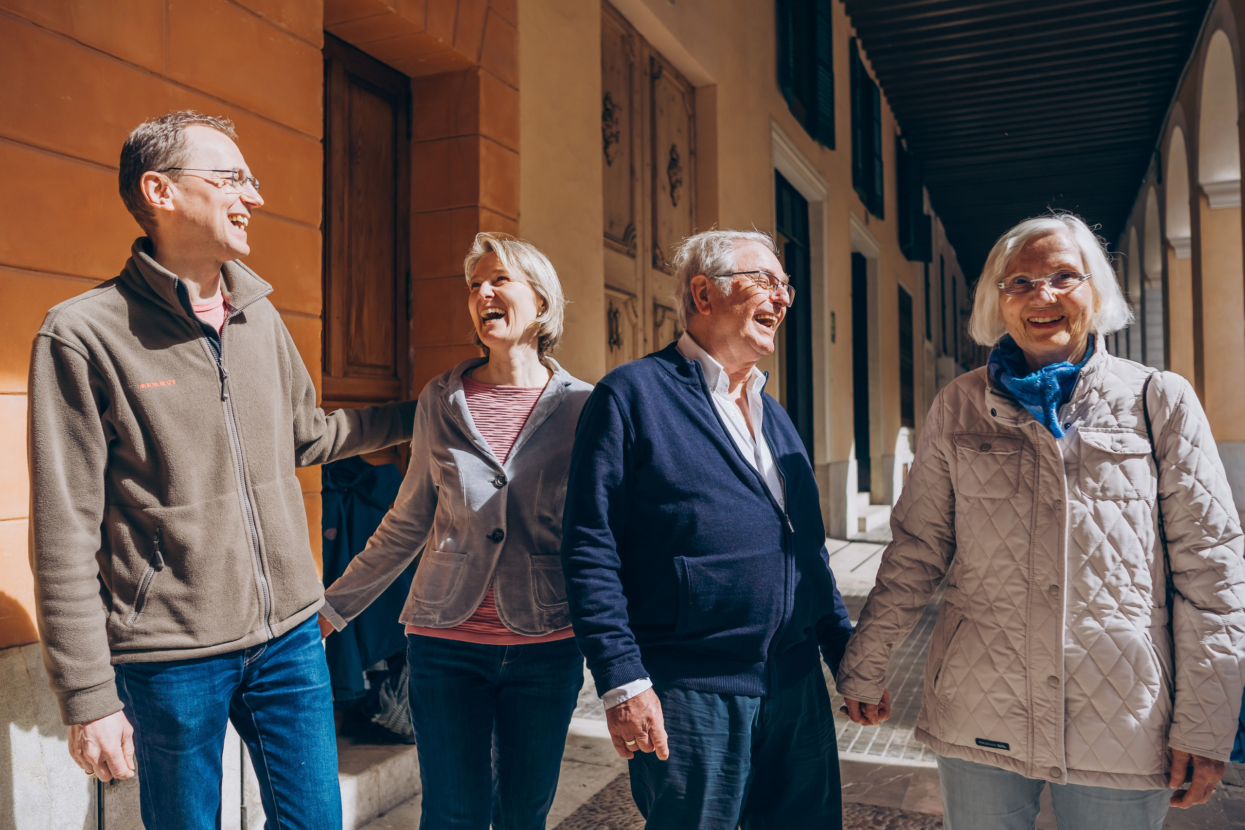 Walking tour of Palma. Фотограф у Пальма де Майорка