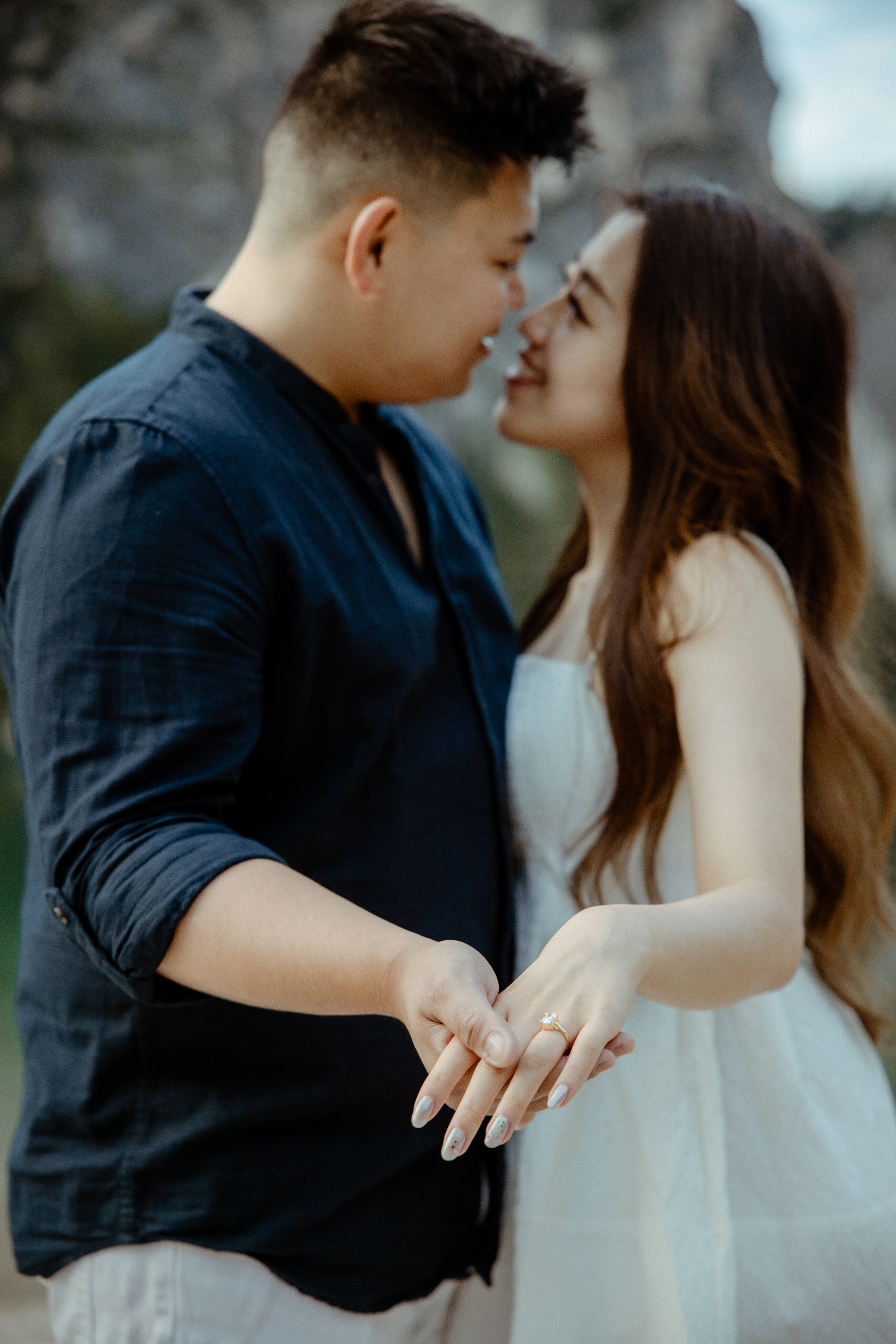 Sunrise proposal at Lago di Braies | Dreamy engagement in the Dolomites. Iceland elopement photographer & videographer