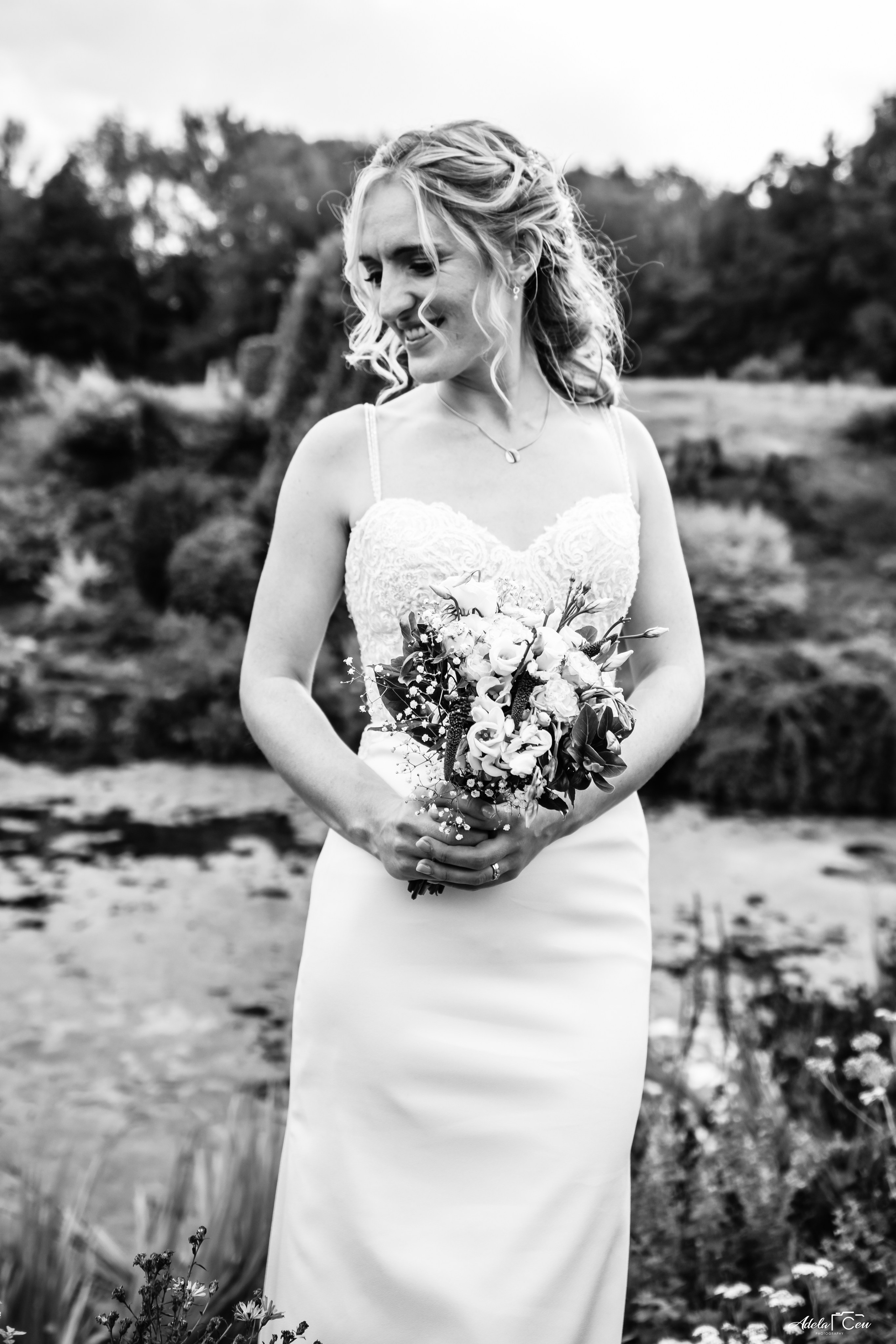 WEDDING PHOTOGRAPHER IN UK