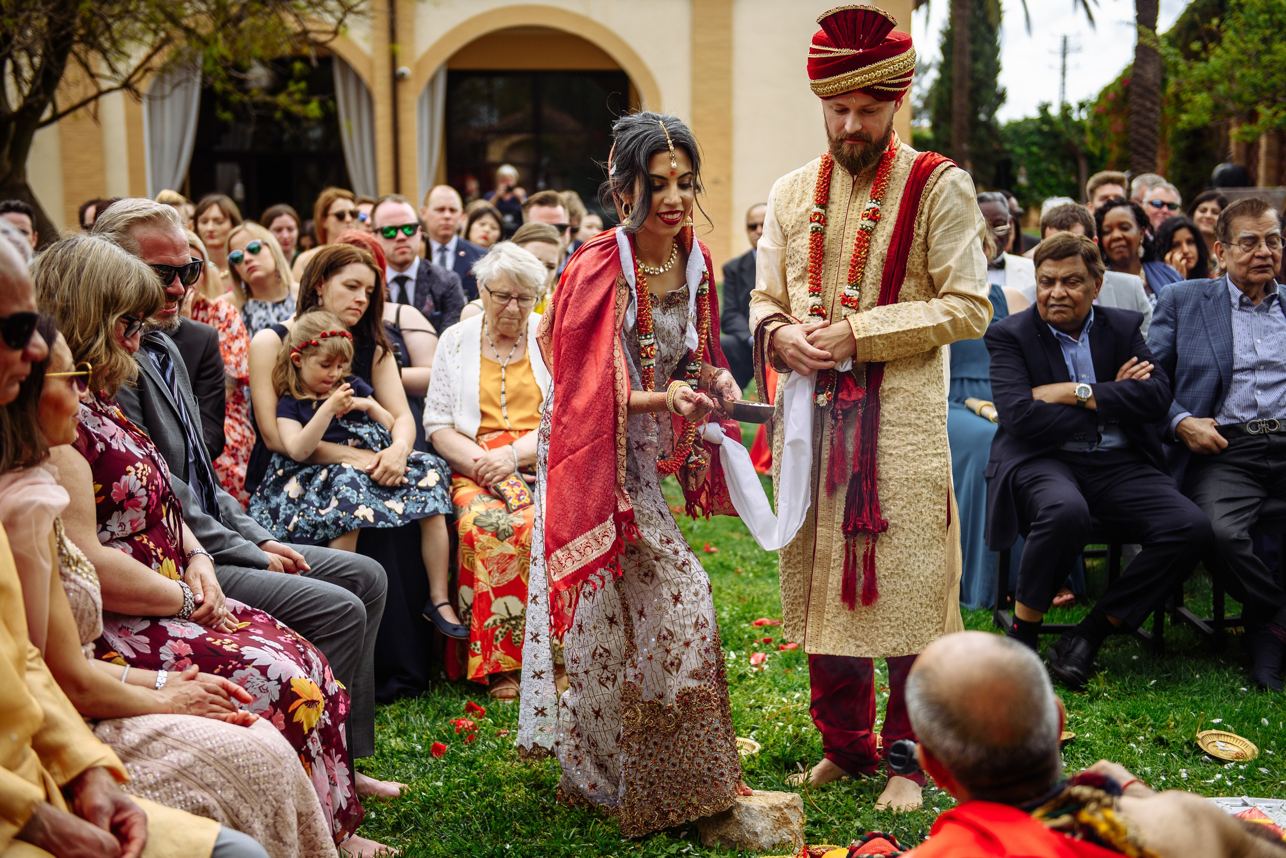 Elegancia Oriental. La Magia de una Boda India en La Gran Villa Rosa. Фотограф Екатерина Гасанова — фотосессии в Барселоне