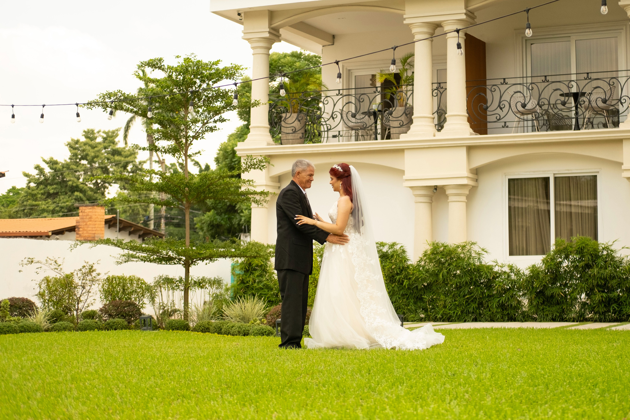 Edgardo & Lilibeth. Daniel Brand | Fotografía de Bodas y Comercial en Honduras