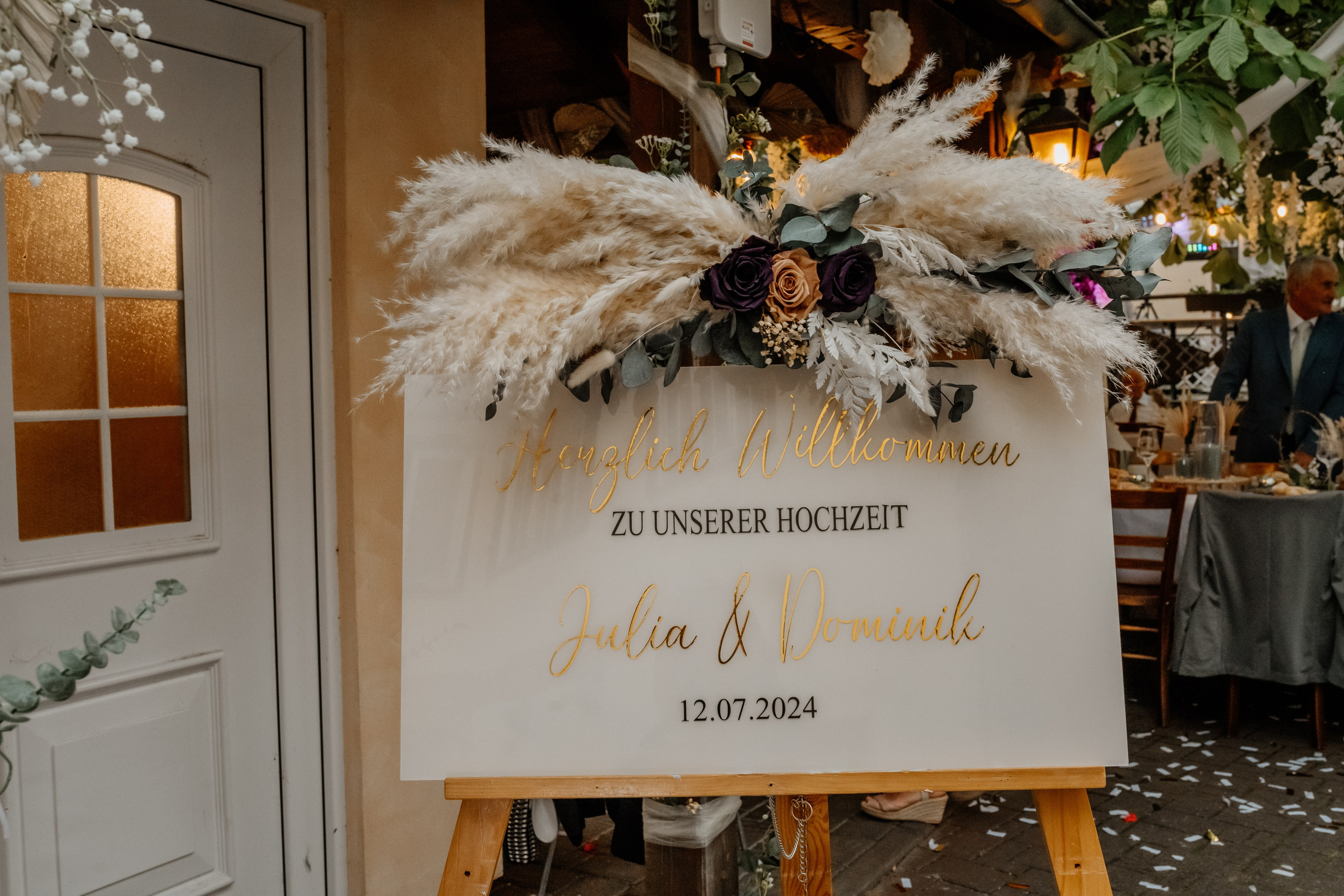 Romantische Hochzeit in Schloss Weikersheim | Julia & Dominik. Anna Saribekyan – Beste Hochzeitsfotografin in Würzburg, Top 10 in Deutschland